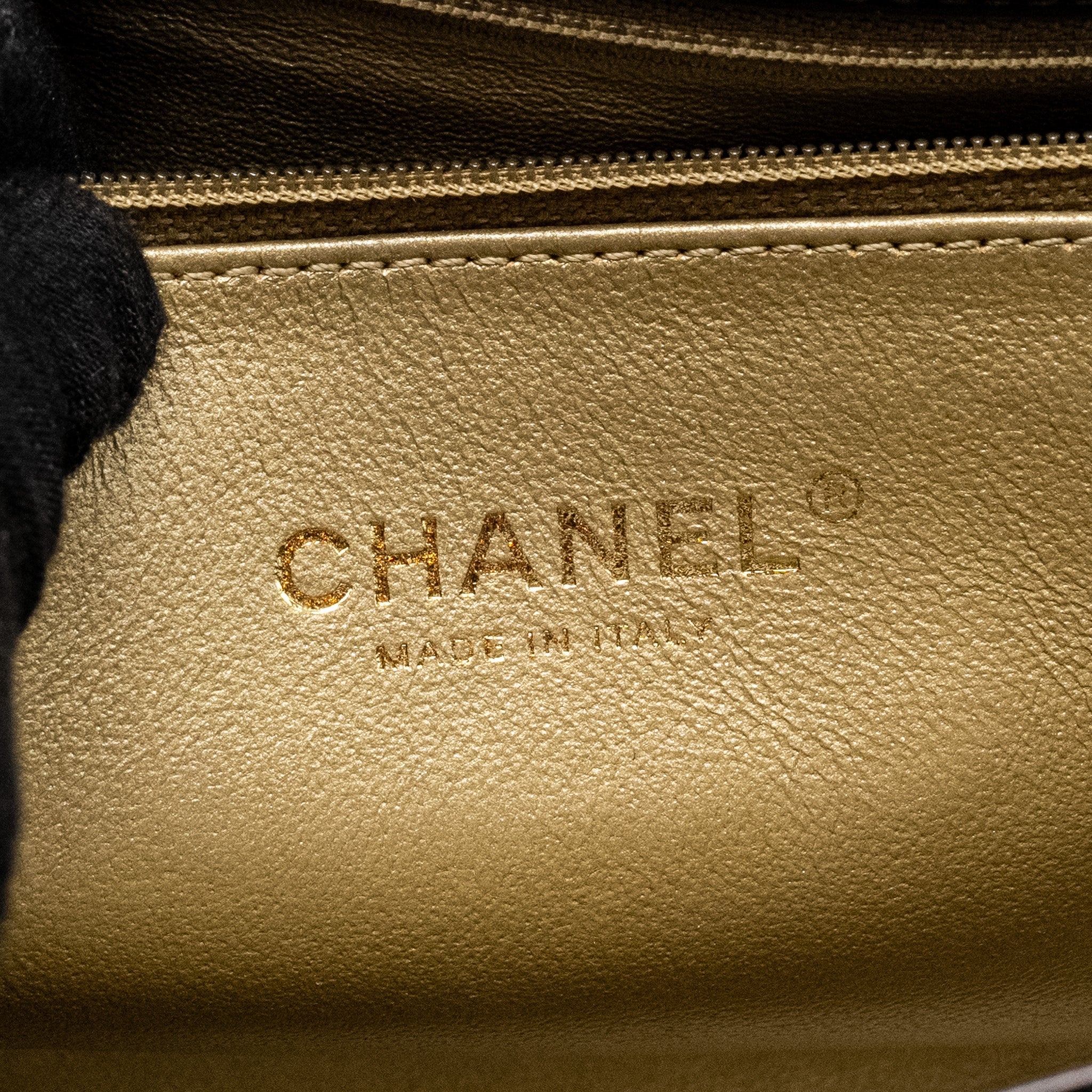 CHANEL LIMITED EDITION QUILTED FLAP BAG SHINY CALFSKIN BLACK GHW