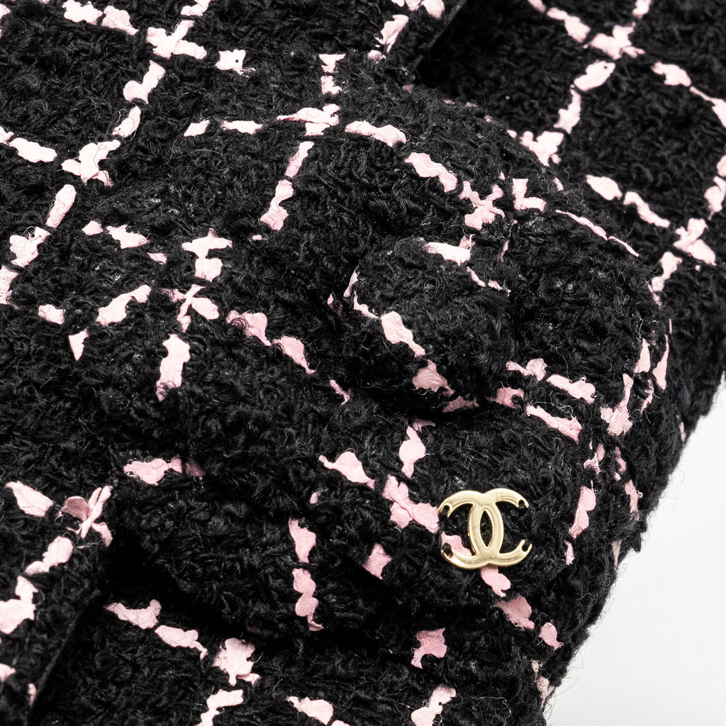 CHANEL 23K FLOWER BOMB MINI RECTANGULAR FLAP BAG TWEED BLACK/PINK LGHW (MICROCHIP)