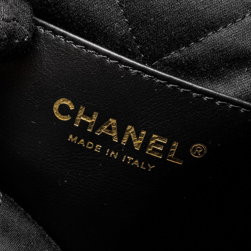 CHANEL MINI 22 BAG CALFSKIN BLACK GHW (MICROCHIP)