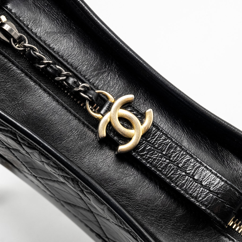CHANEL SMALL GABRIELLE HOBO BAG CALFSKIN BLACK MULTICOLOUR HARDWARE