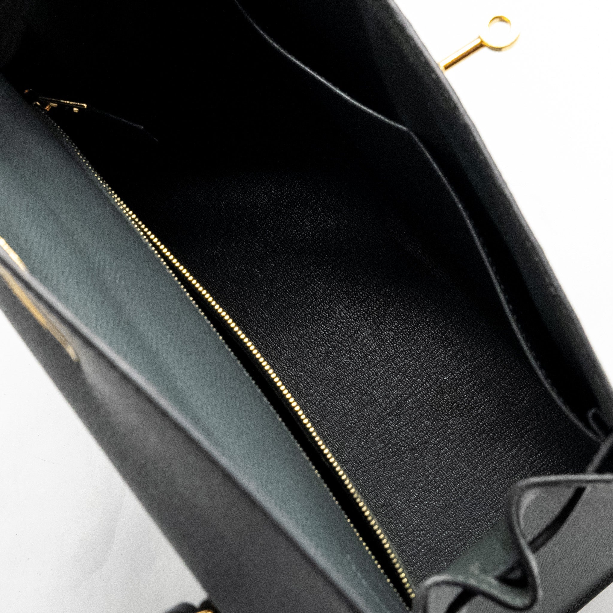 HERMES KELLY 28 EPSOM VERT AMANDE GHW