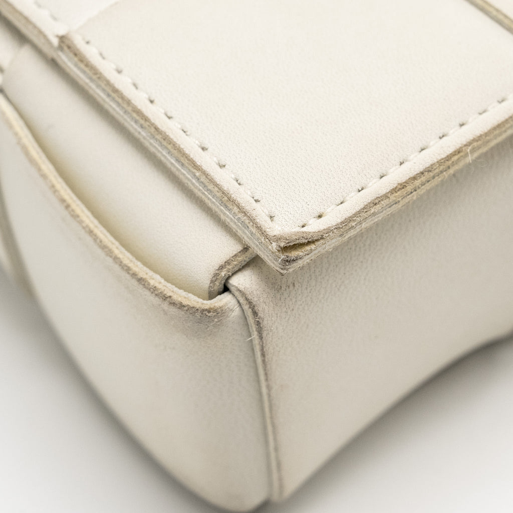 BOTTEGA VENETA SMALL CASSETTE BAG LAMBSKIN WHITE SHW