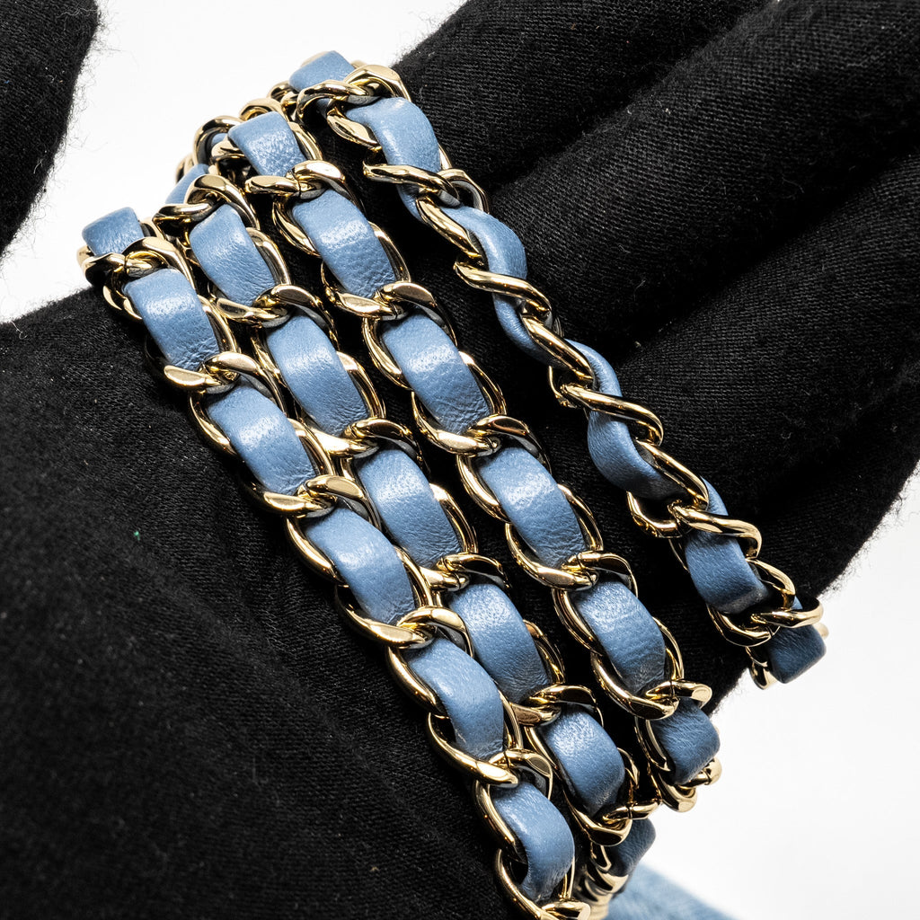 CHANEL VANITY CASE WITH CHAIN DENIM BLUE LGHW (MICROCHIP)