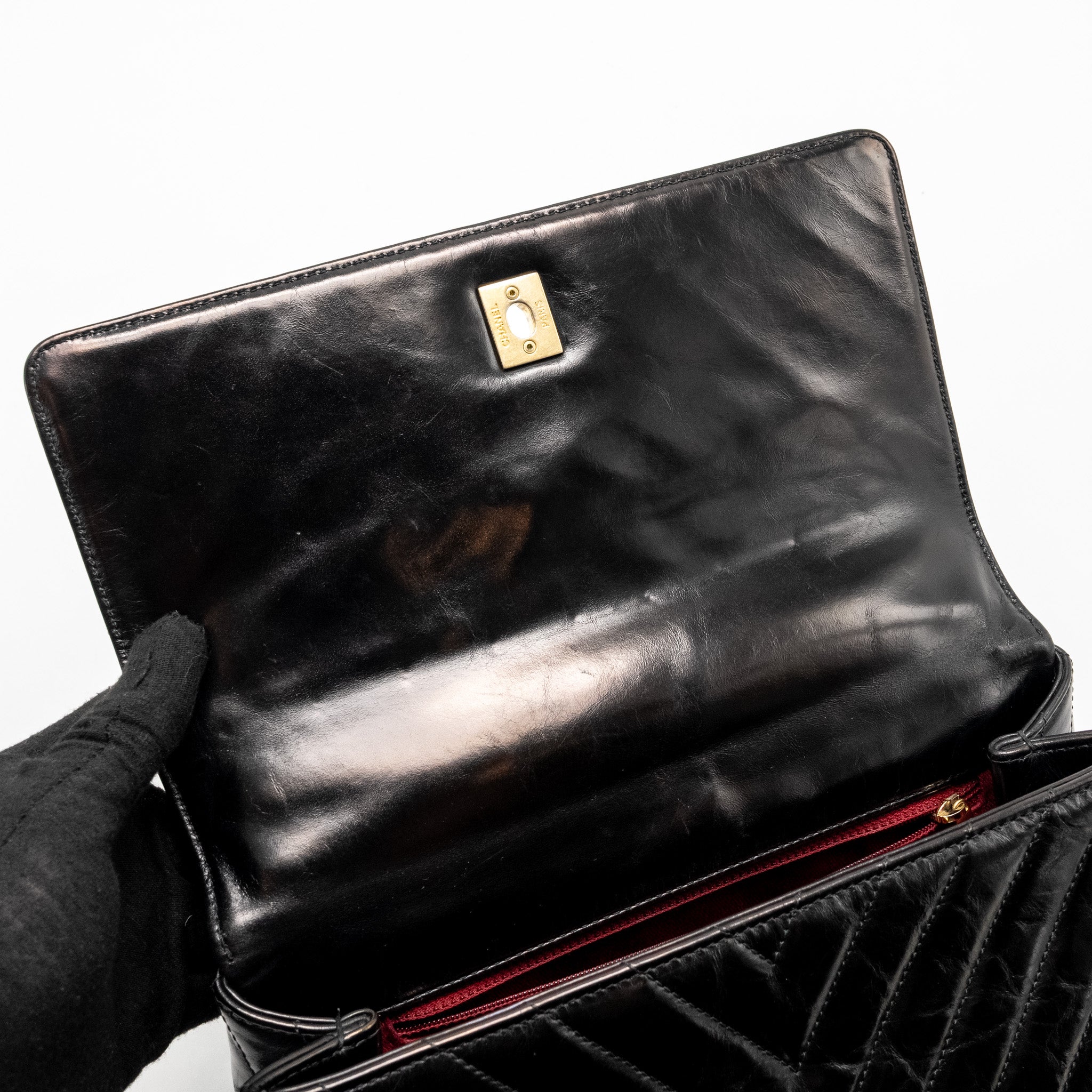 CHANEL MEDIUM COCO HANDLE CHEVRON CALFSKIN BLACK GHW