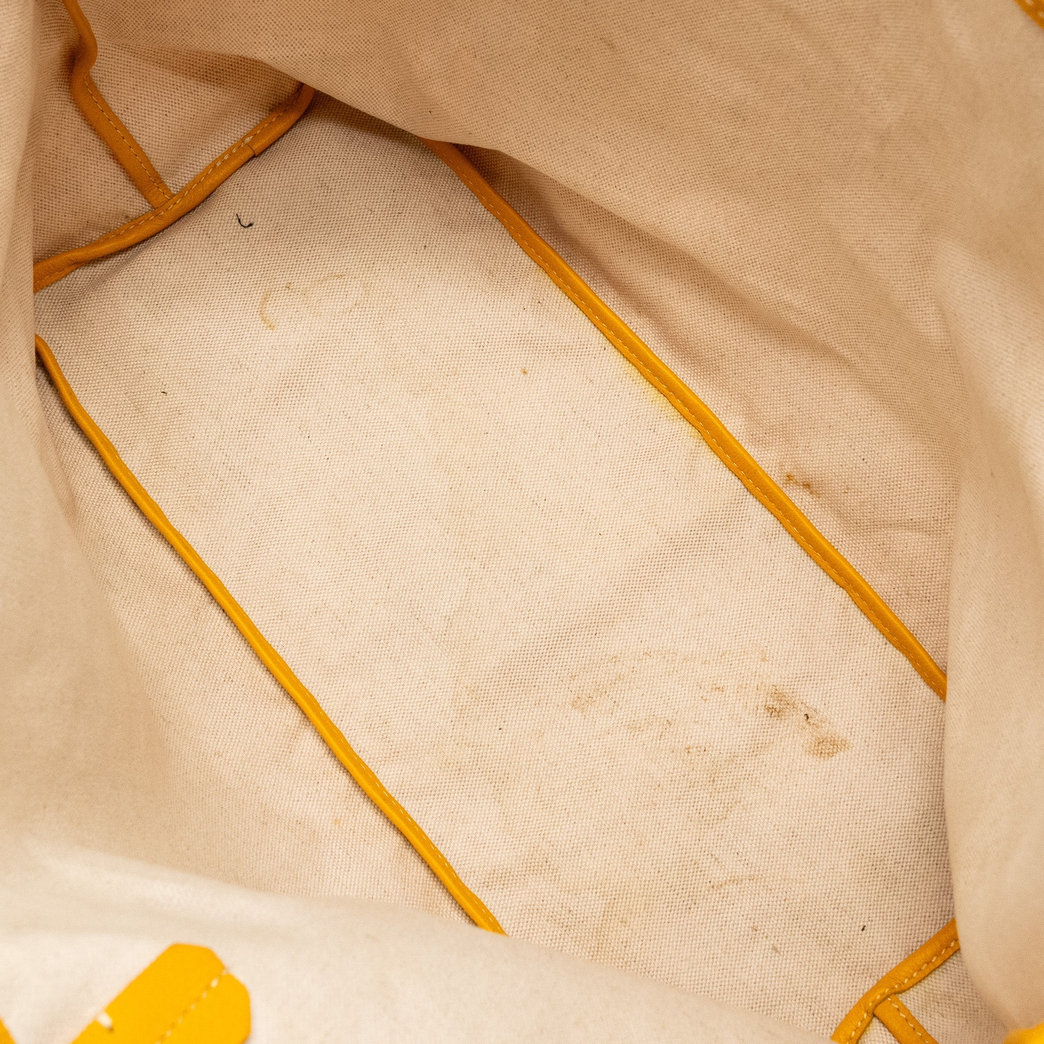 GOYARD SAINT LOUIS PM TOTE BAG GOYARDINE CANVAS / CALFSKIN YELLOW SHW