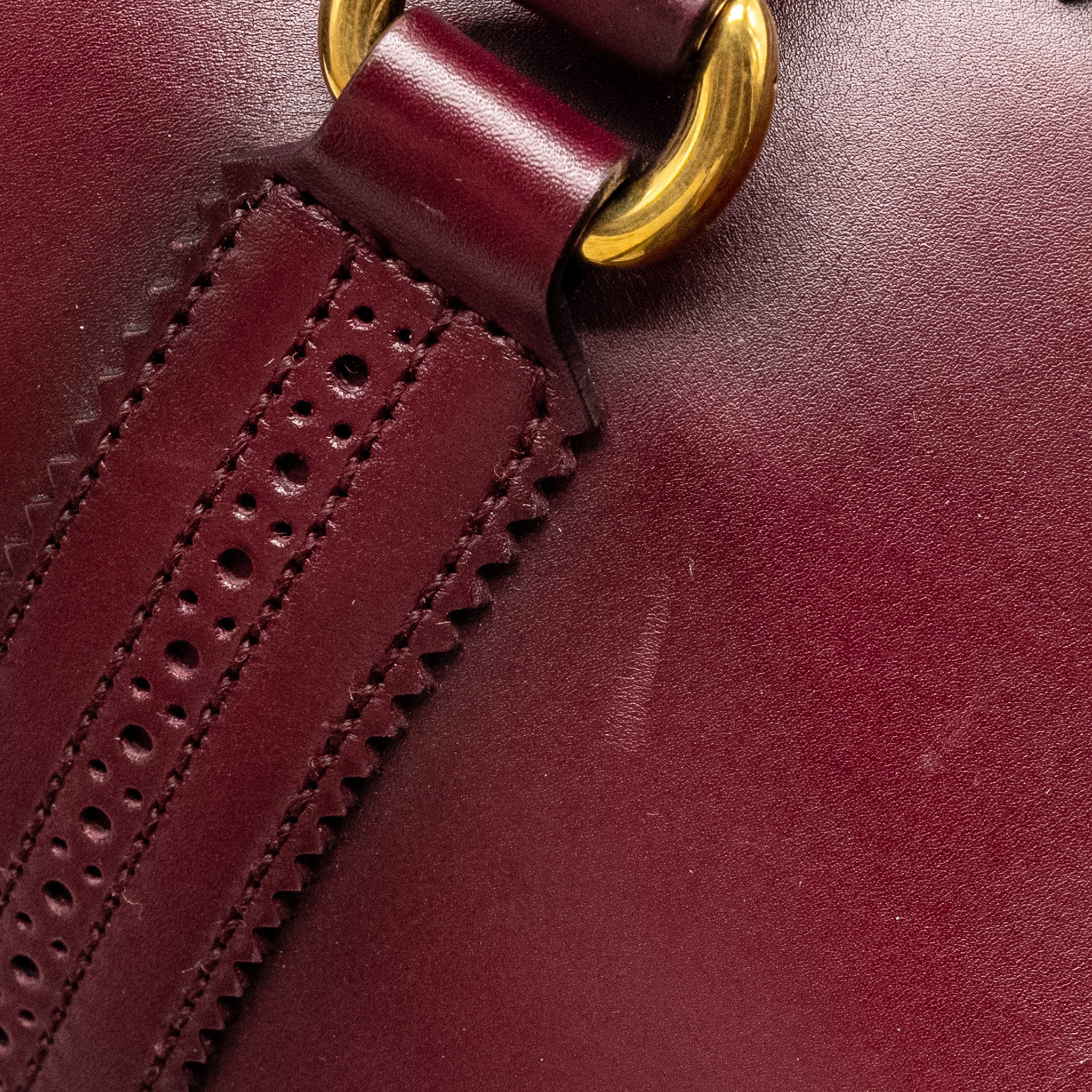 GUCCI VINTAGE DUILIO BROGUE BOSTON BAG CALFSKIN BURGUNDY GHW