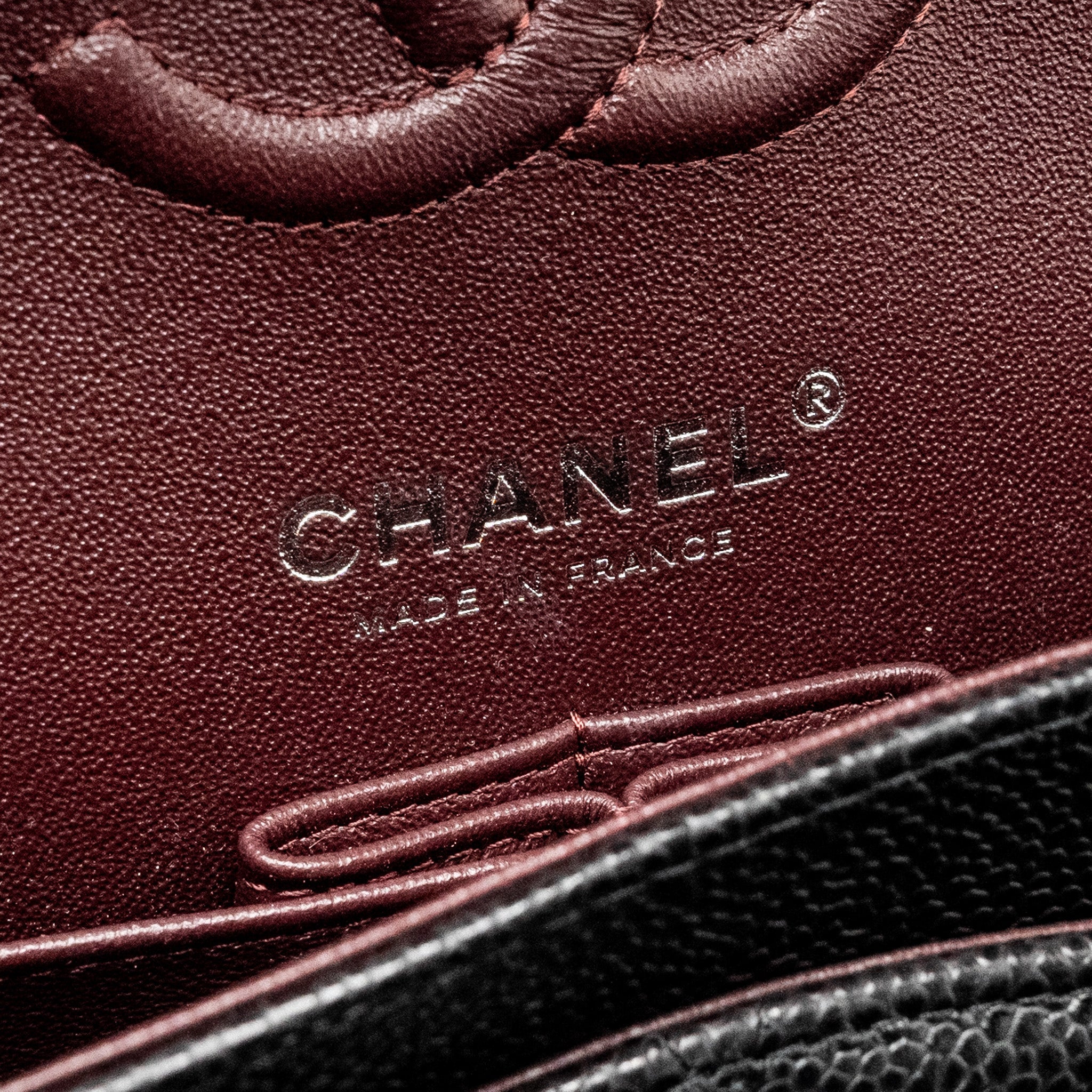 CHANEL SMALL CLASSIC DOUBLE FLAP BAG CAVIAR BLACK SHW (MICROCHIP)