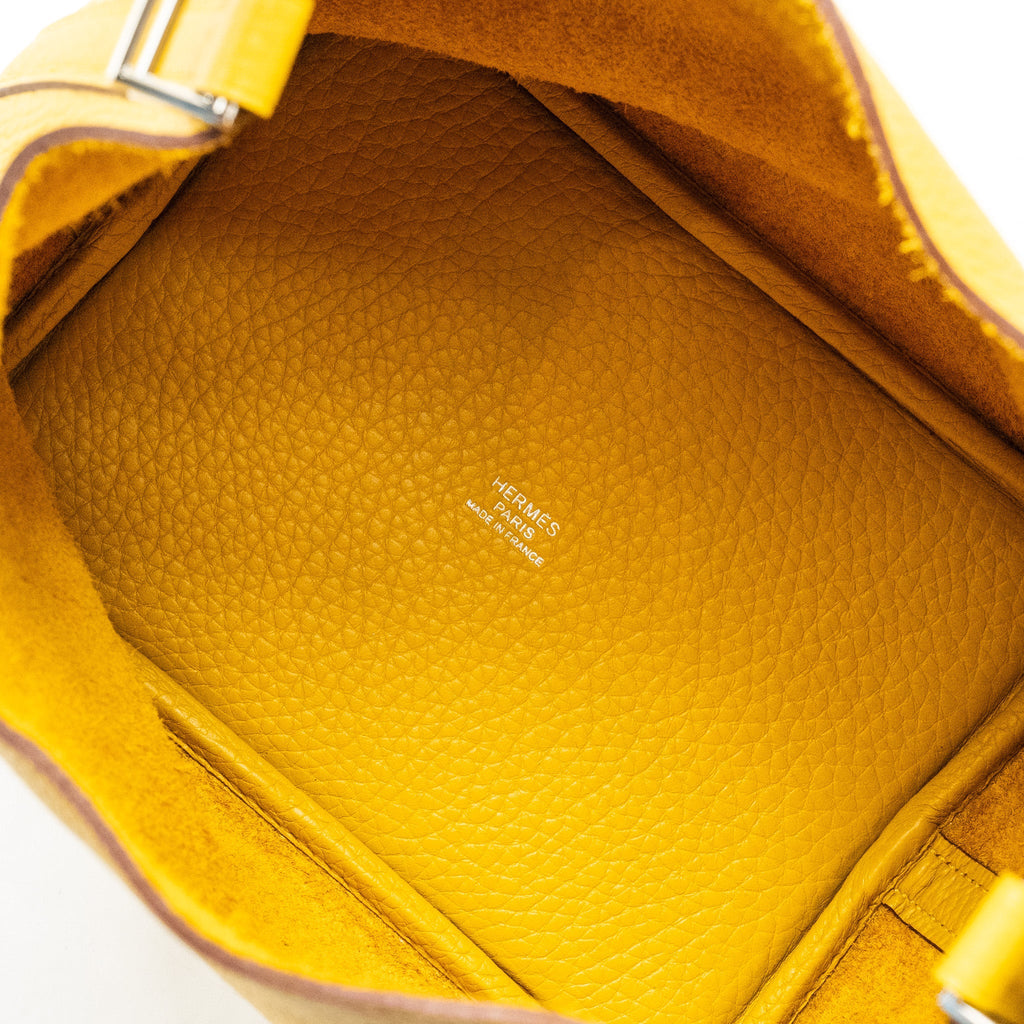 HERMES PICOTIN 18 LOCK BAG CLEMENCE 9D JAUNE AMBER / P3 BLUE DU NORD SHW