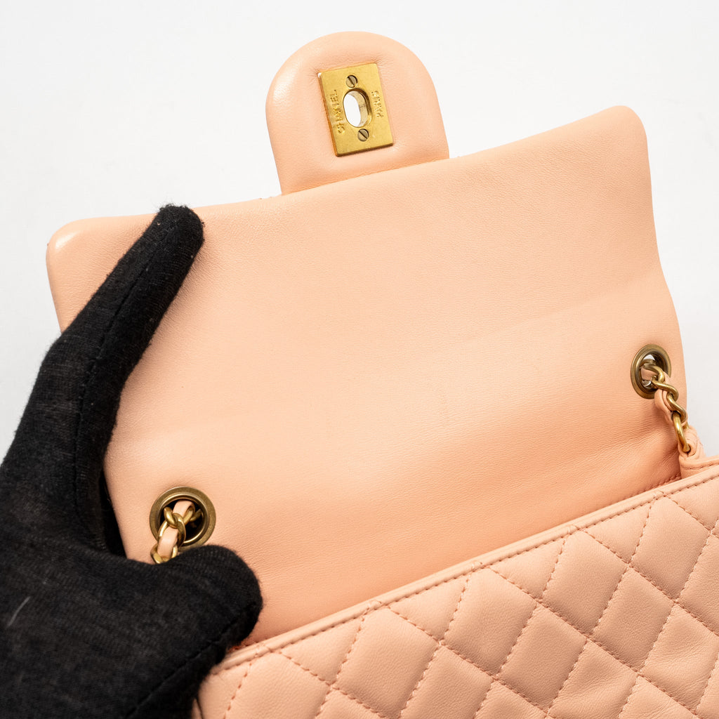 CHANEL PEARL CRUSH MINI RECTANGULAR FLAP BAG LAMBSKIN PINK GHW (MICROCHIP)