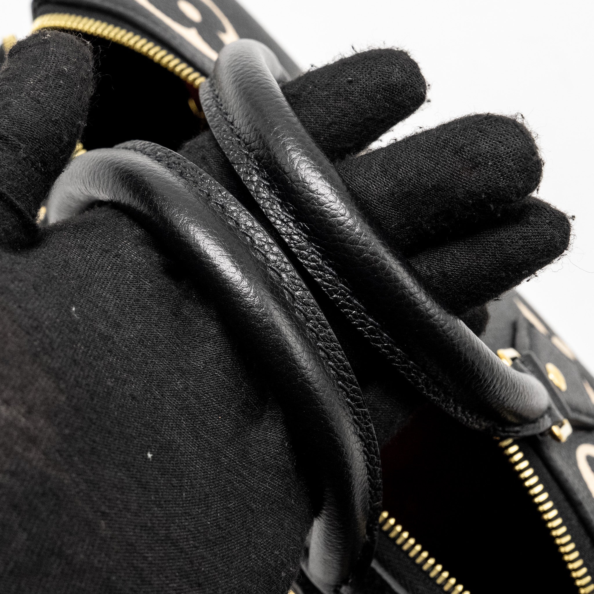 LOUIS VUITTON SPEEDY 25 BANDOULIERE BICOLOR MONOGRAM EMPREINTE BLACK GHW