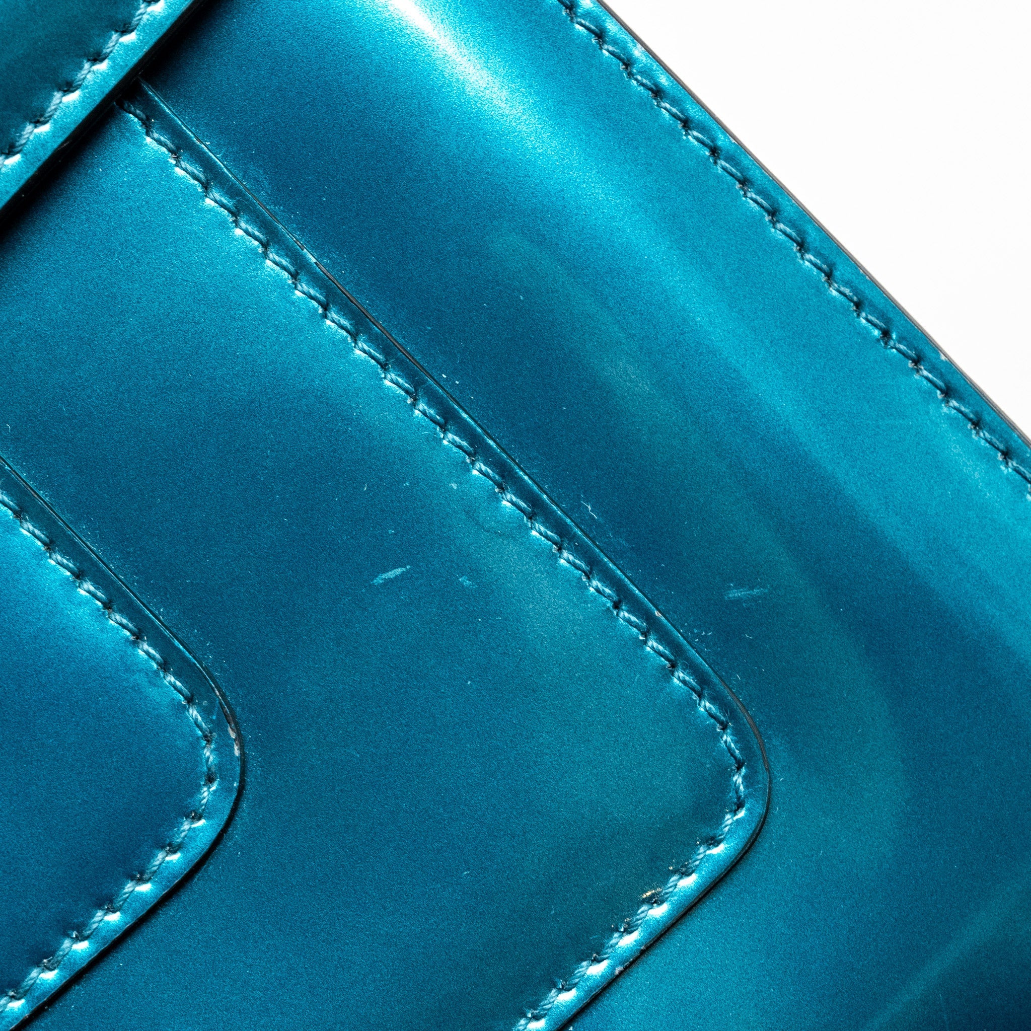 BVLGARI SERPENTI FOREVER BAG PATENT METALLIC BLUE LGHW