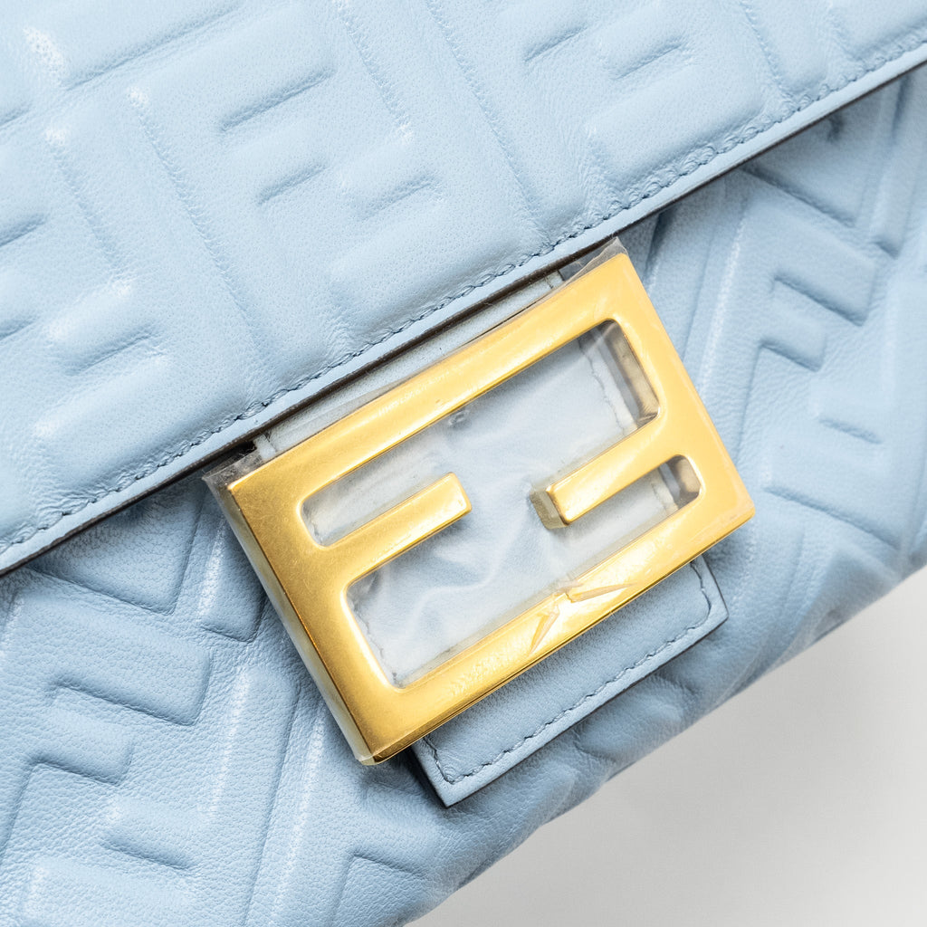 FENDI BAGUETTE CHAIN MIDI NAPPA LIGHT BLUE GHW