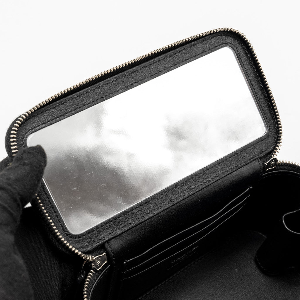 CHANEL TOP HANDLE LONG VANITY CASE LAMBSKIN BLACK SHW (MICROCHIP)