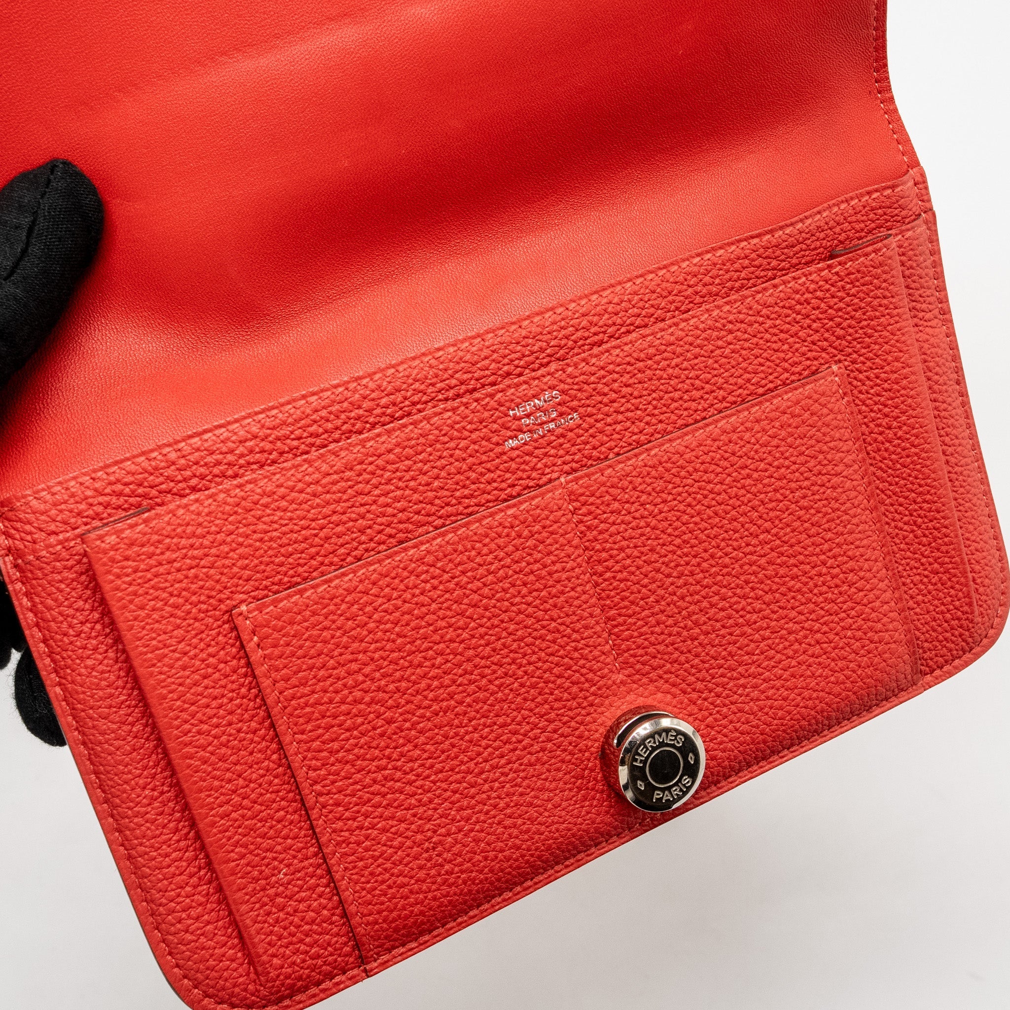 HERMES DOGAN COMPACT WALLET TOGO RED SHW