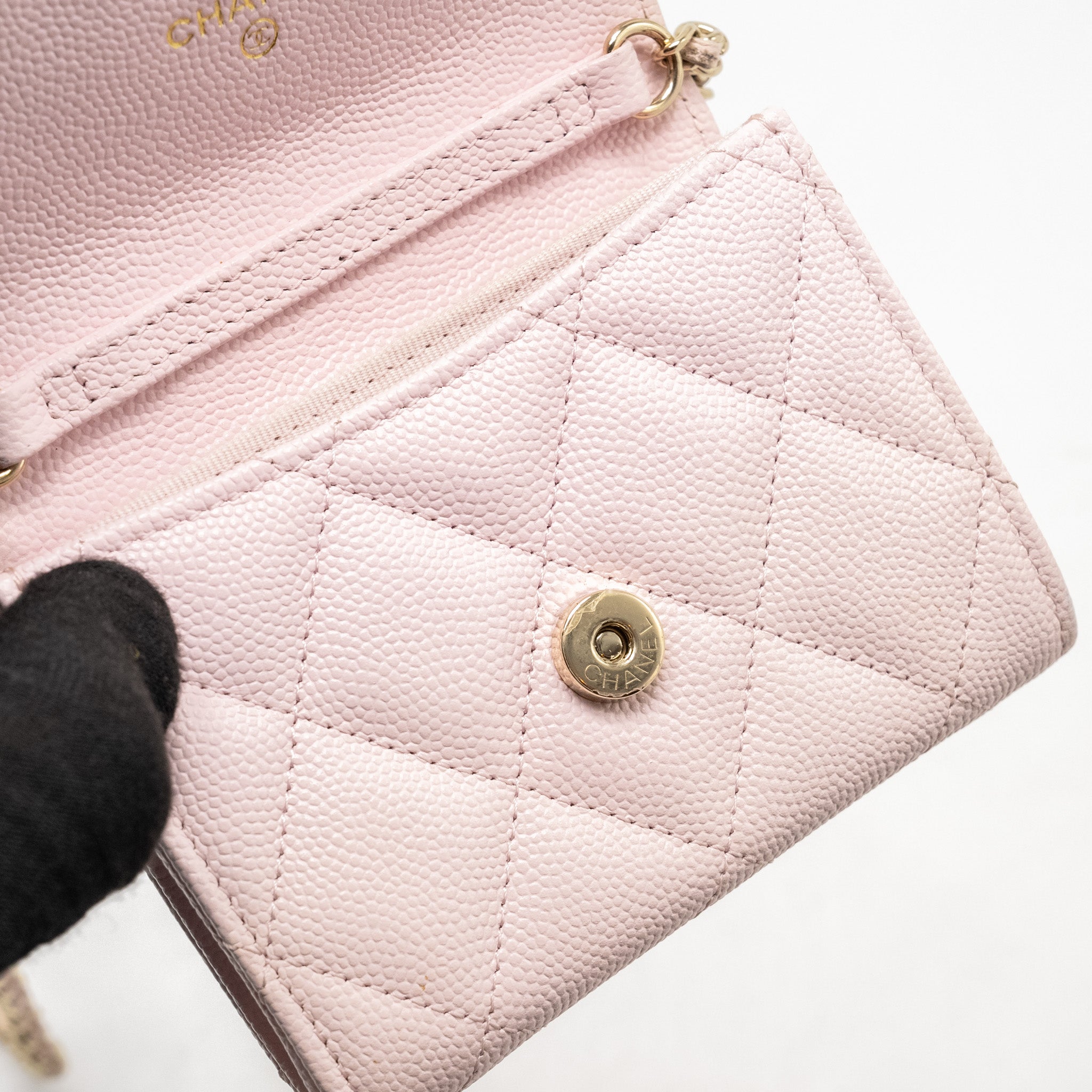 CHANEL MINI CARD HOLDER WITH CHAIN CAVIAR PINK GHW