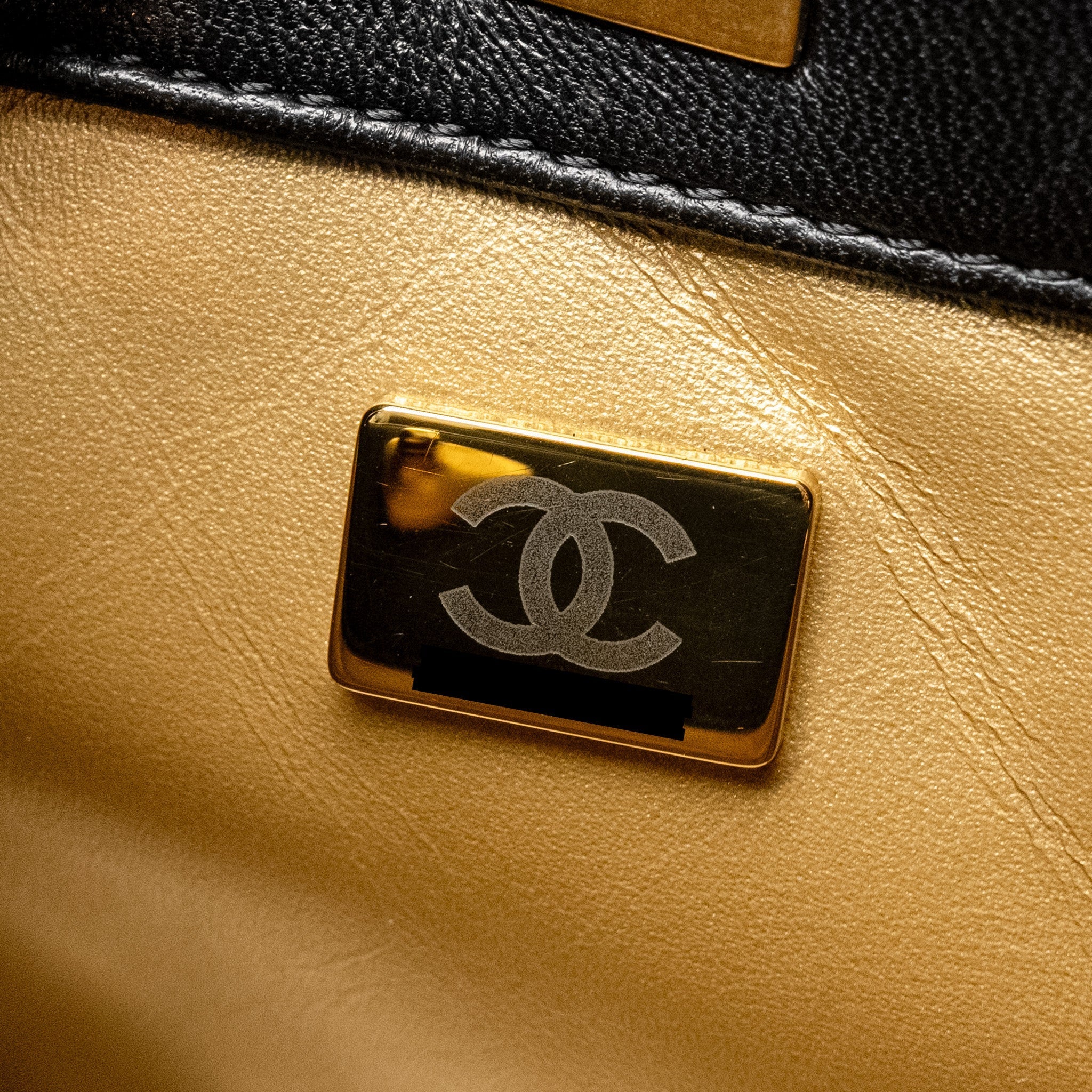 CHANEL 22B PEARL CRUSH HOBO BAG LAMBSKIN BLACK GHW (MICROCHIP)