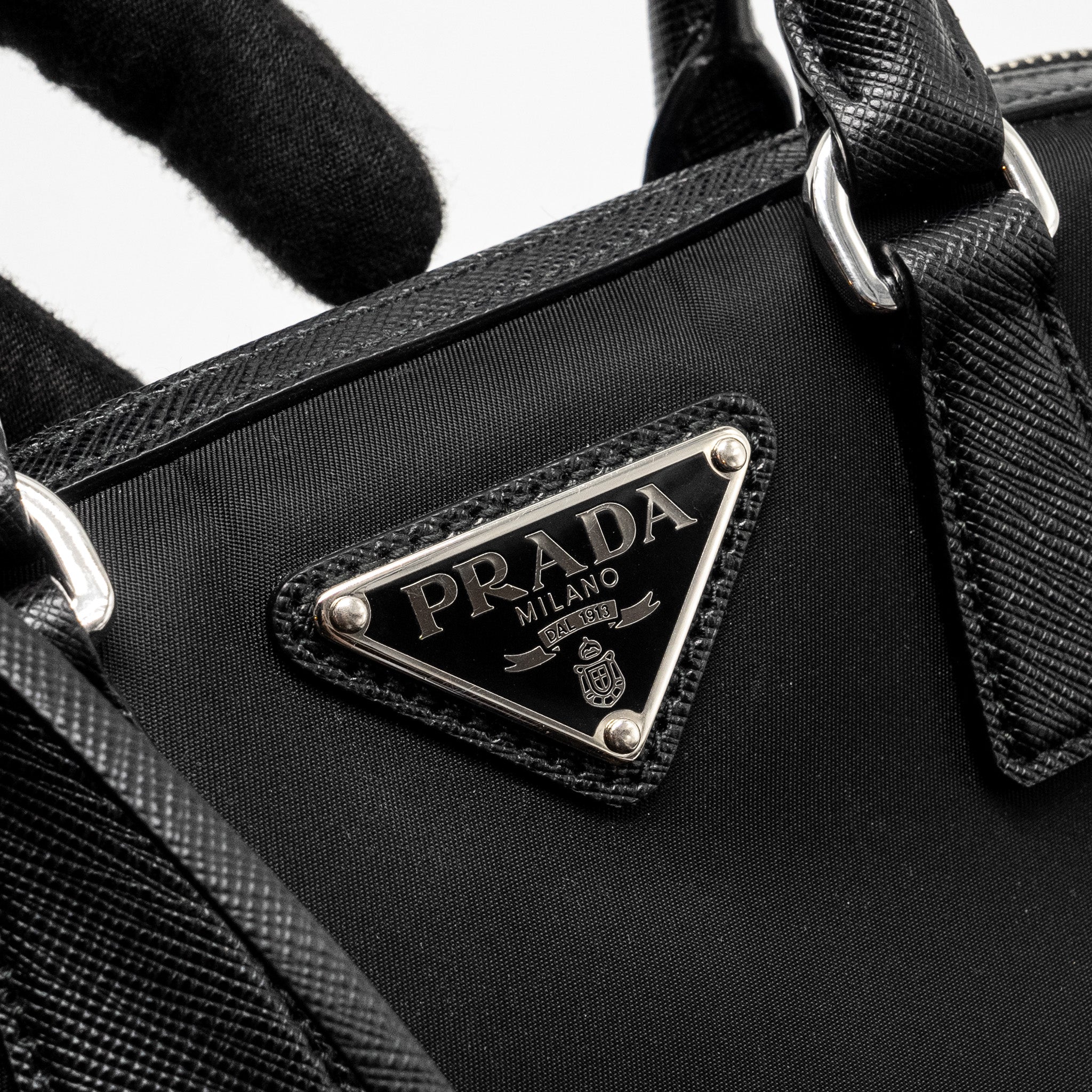 PRADA TOP HANDLE RE-EDITION 2005 NYLON BAG BLACK SHW