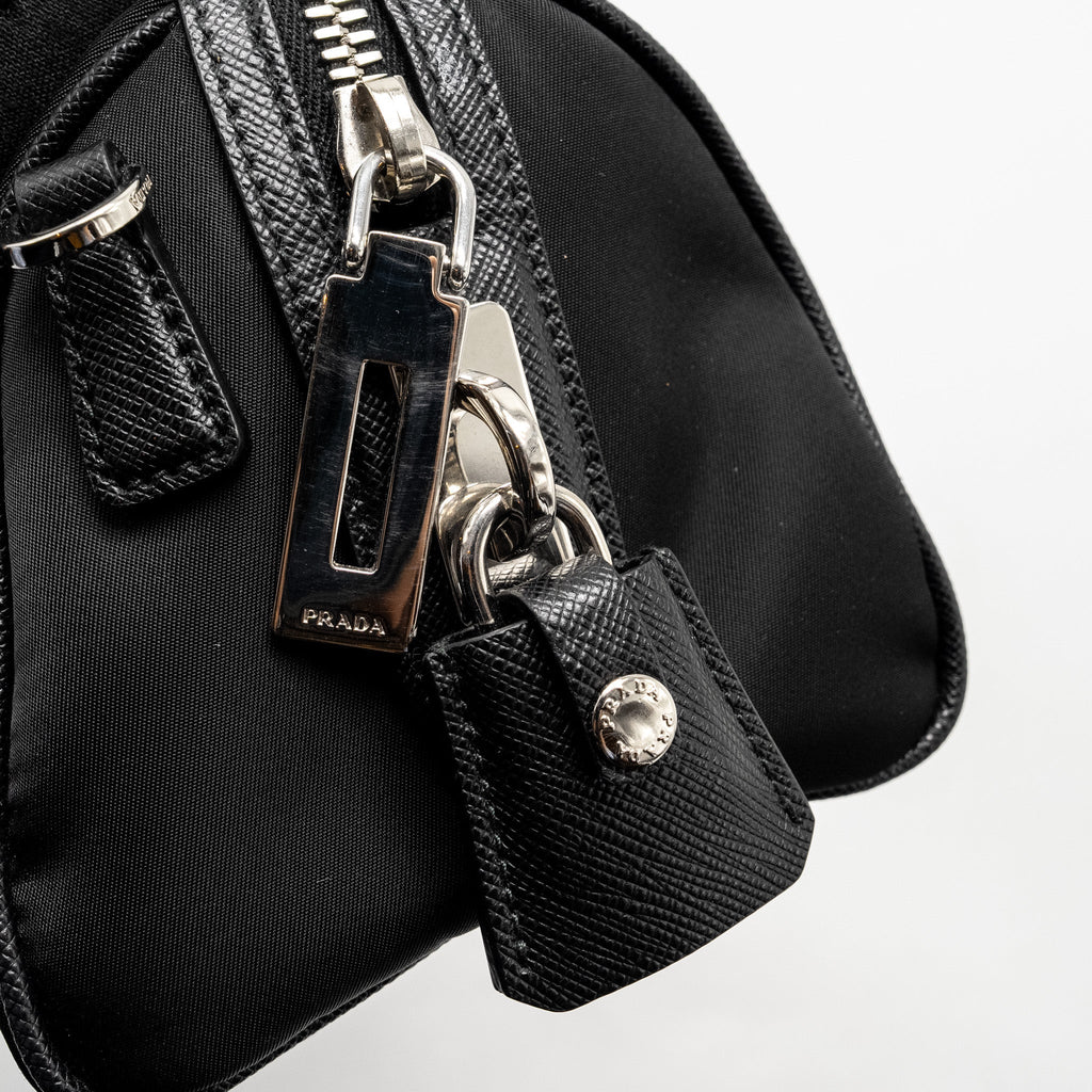 PRADA TOP HANDLE RE-EDITION 2005 NYLON BAG BLACK SHW