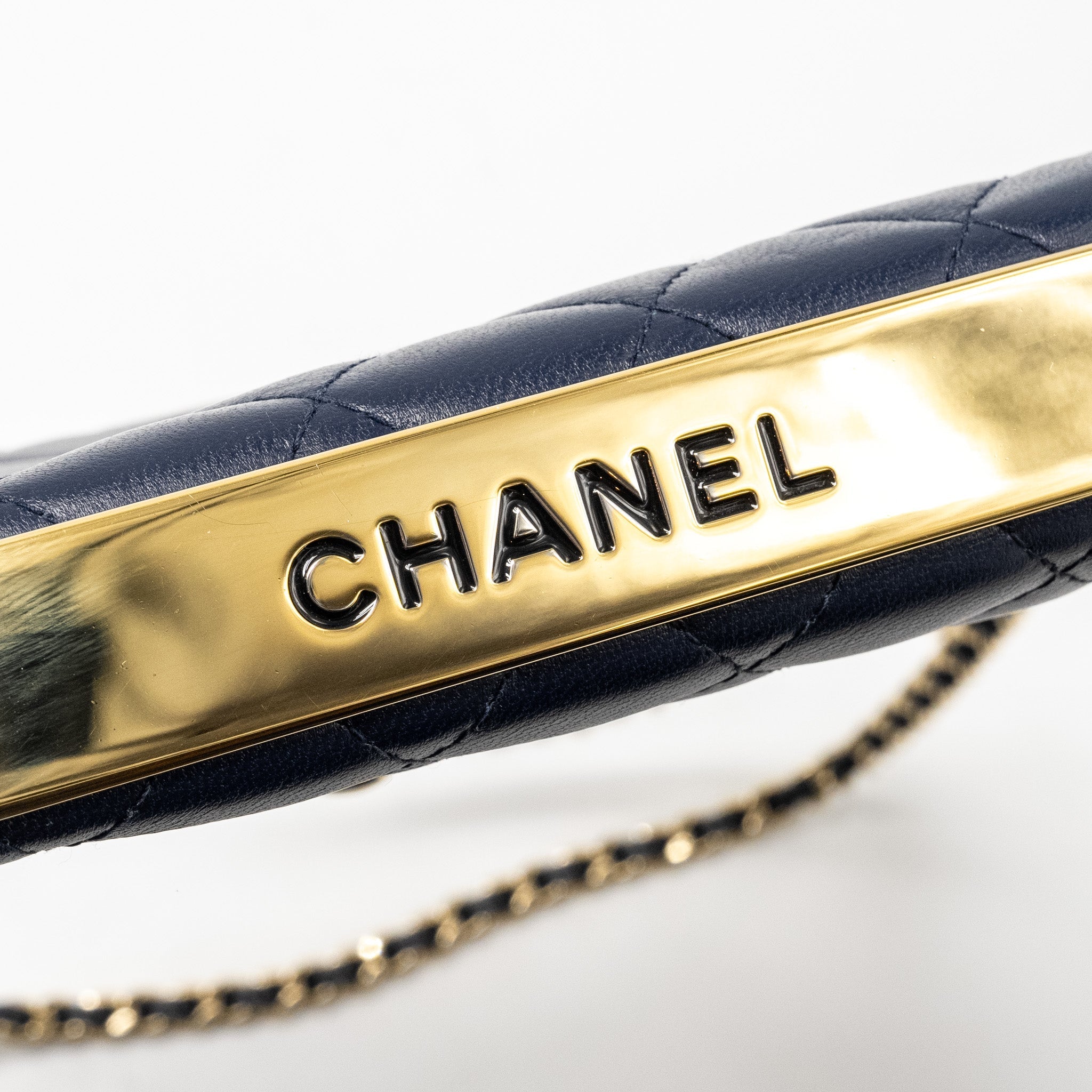 CHANEL TRENDY CC WALLET ON CHAIN LAMBSKIN NAVY LGHW