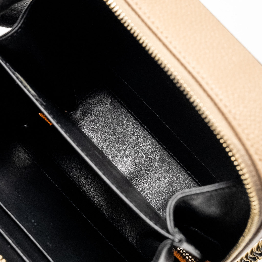CHANEL MINI FILIGREE VANITY CLUTCH CAVIAR BEIGE / BLACK GHW