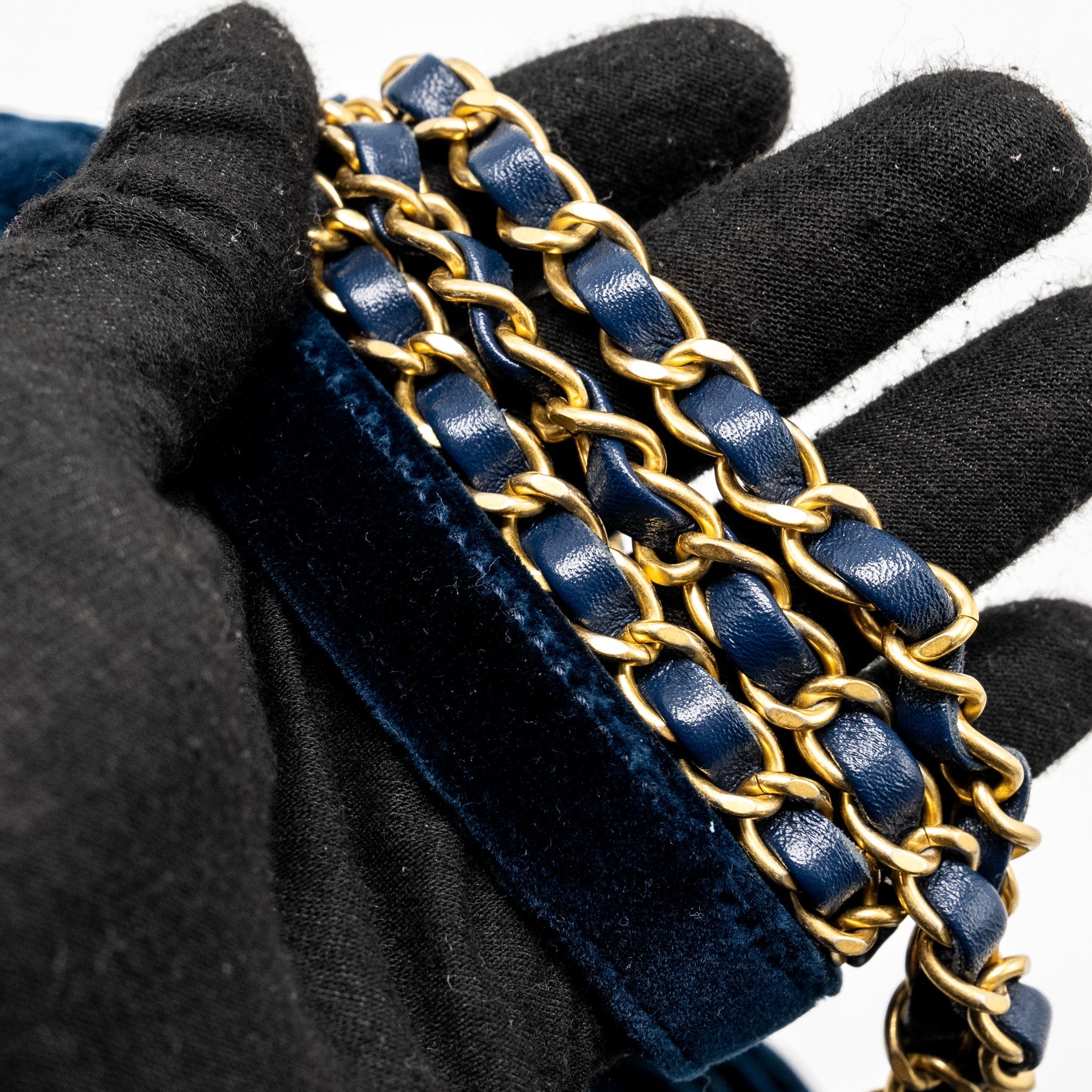 CHANEL CAMELLIA EMBOSSED MINI SQUARE FLAP BAG VELVET NAVY GHW (MICROCHIP)