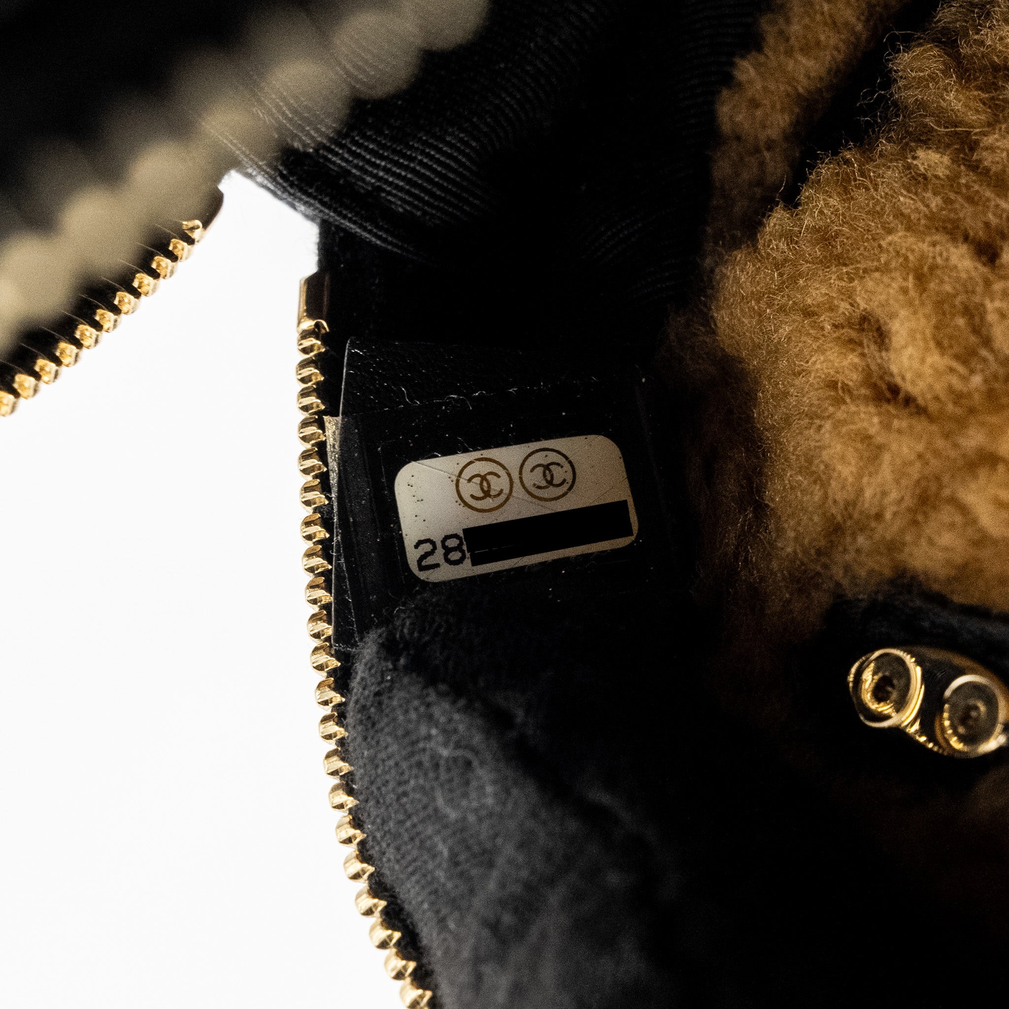 CHANEL SHEARLING CC ROUND CLUTCH WITH CHAIN SHINY CRUMPLED SHEEPSKIN BLACK/LIGHT BROWN LGHW
