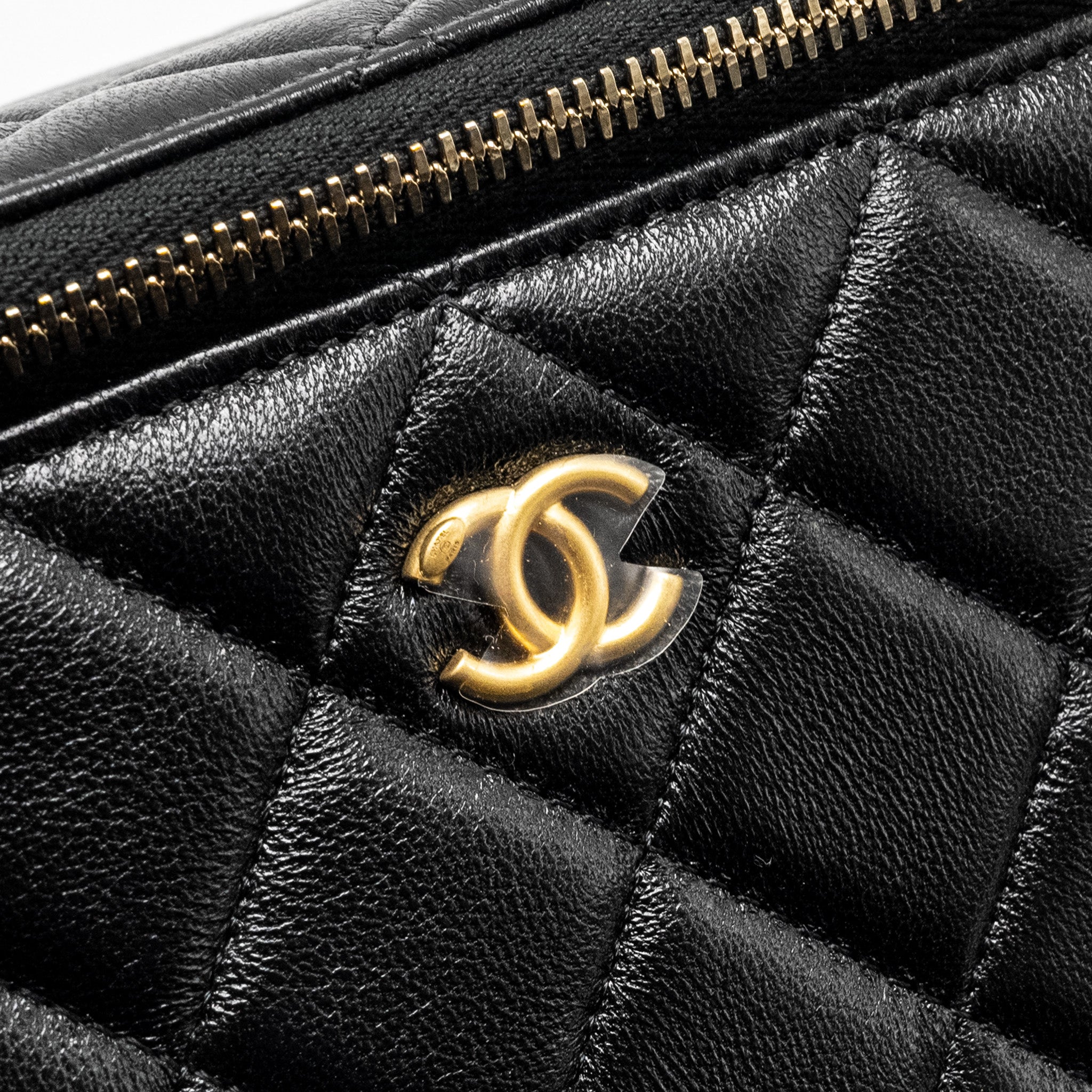 CHANEL PEARL CRUSH LONG VANITY CASE LAMBSKIN BLACK GHW (MICROCHIP)