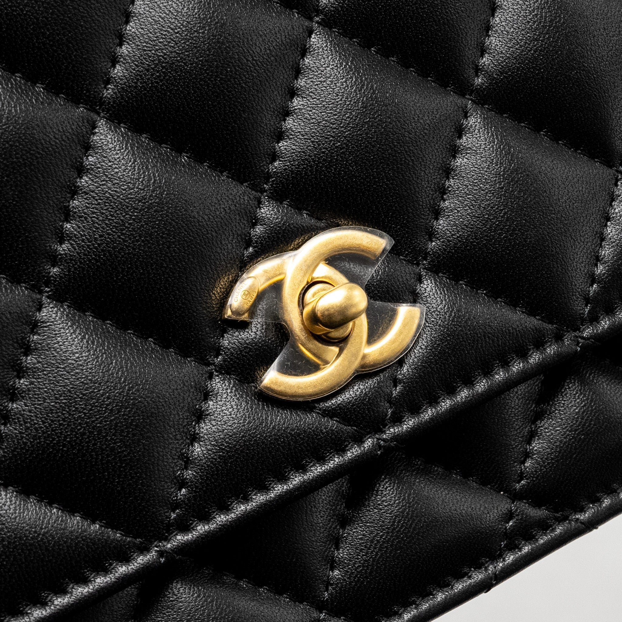 CHANEL PEARL CRUSH WALLET ON CHAIN LAMBSKIN BLACK GHW (MICROCHIP)