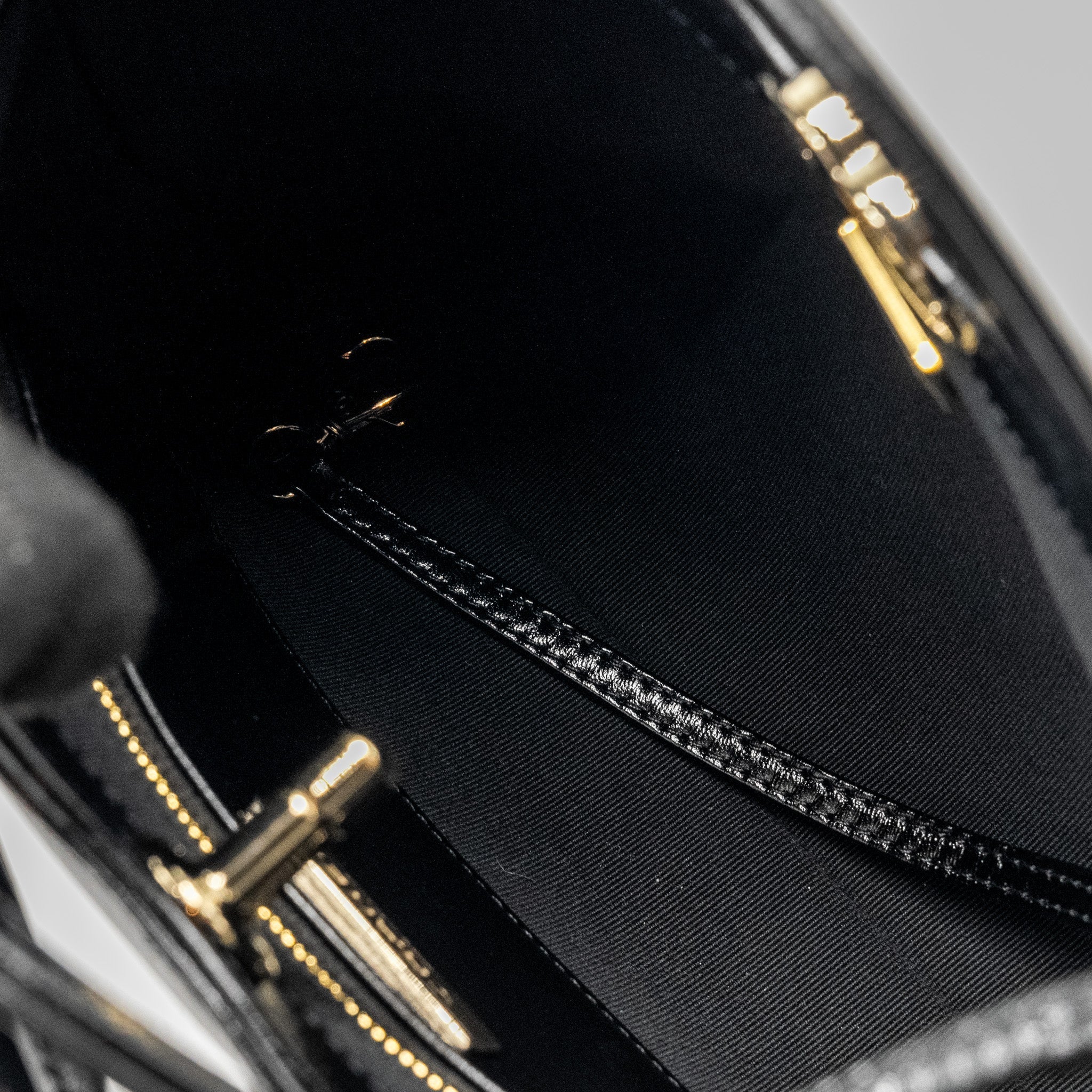 CHANEL MINI 31 BAG SHINY LAMBSKIN BLACK LGHW (MICROCHIP)