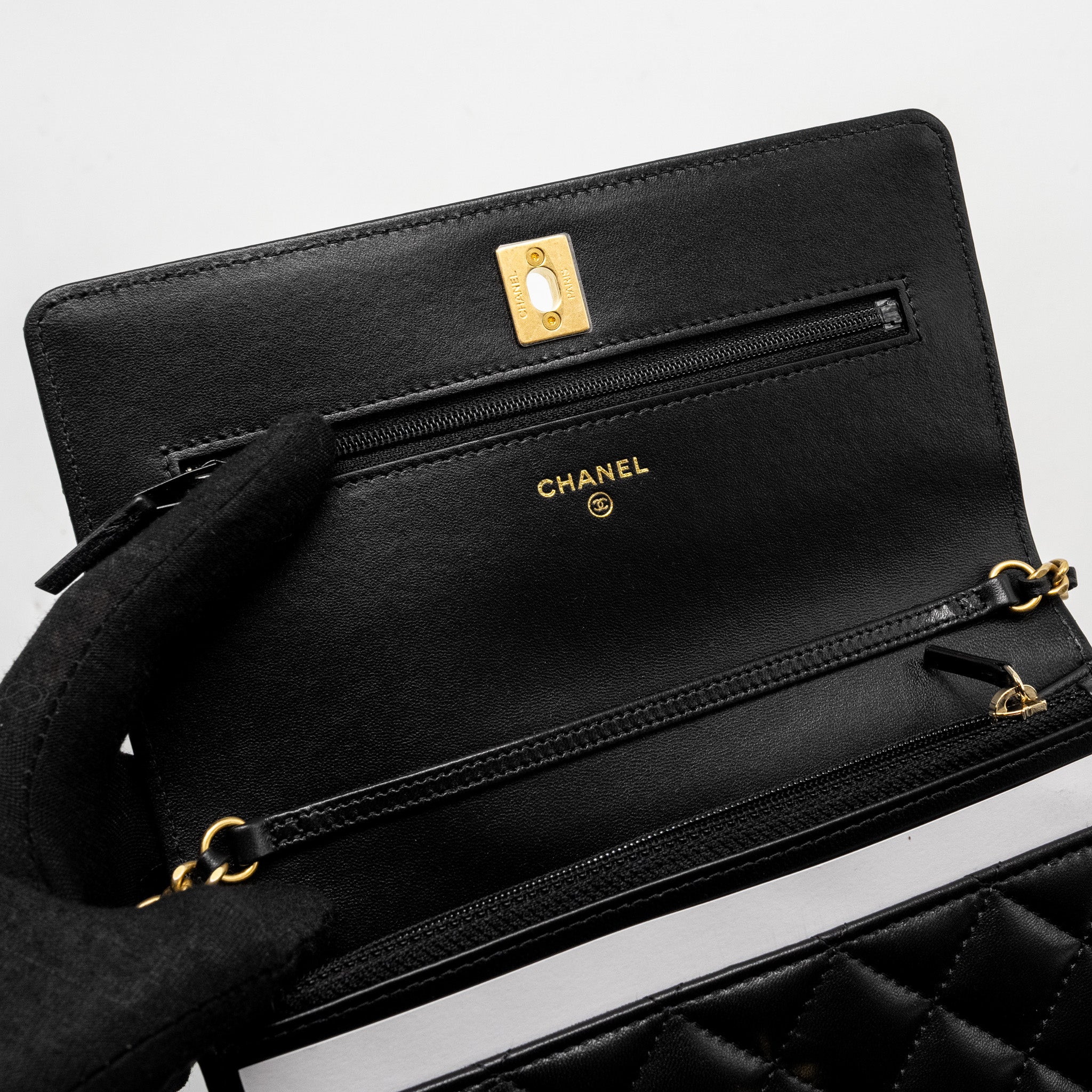 CHANEL PEARL CRUSH WALLET ON CHAIN LAMBSKIN BLACK GHW (MICROCHIP)