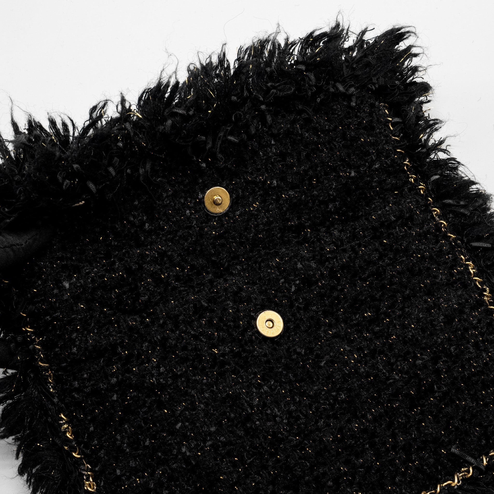 CHANEL FRINGE PARIS COSMOPOLITE CLUTCH TWEED BLACK GHW