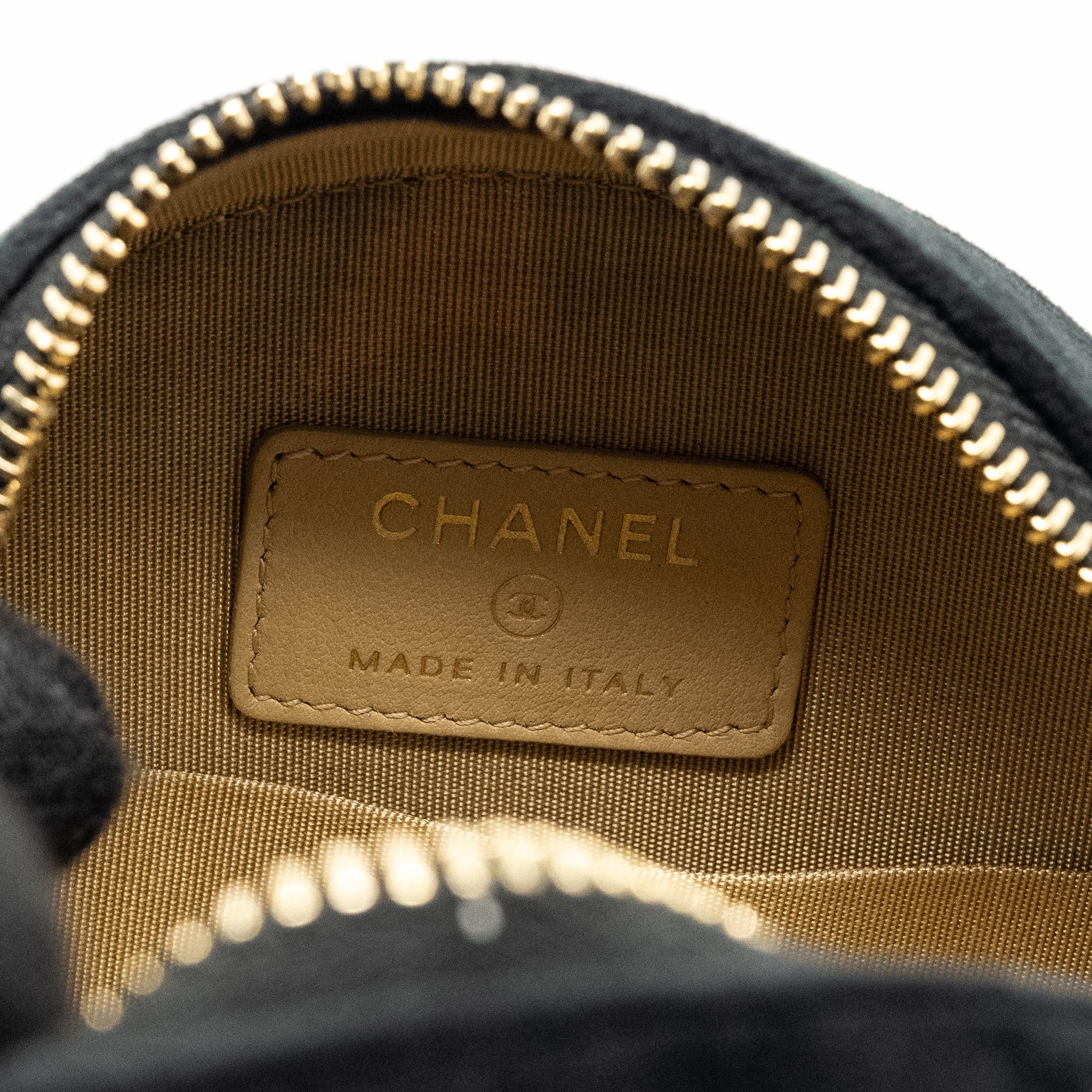 CHANEL PEARL CRUSH ROUND CLUTCH QUILTED VELVET BLACK LGHW
