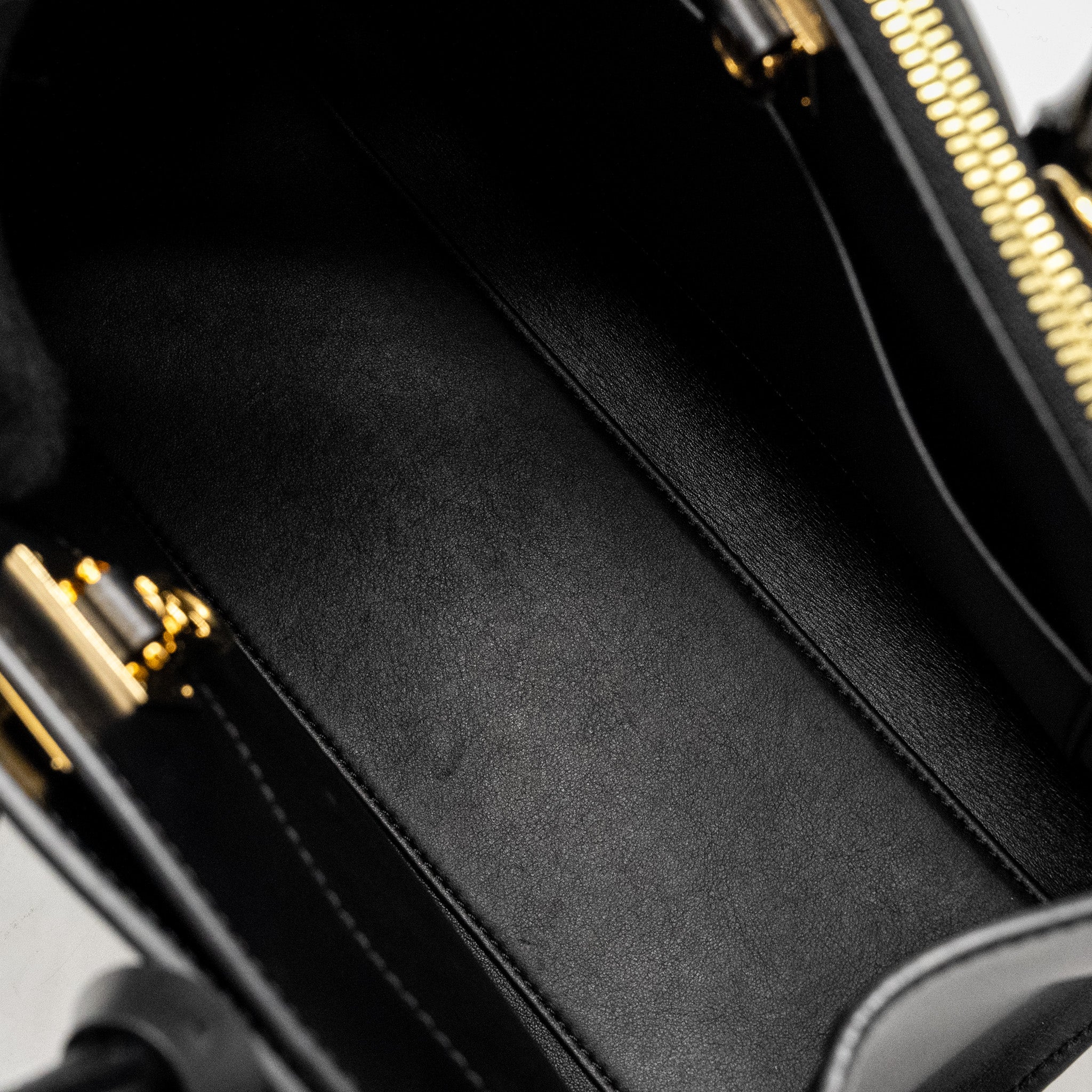 LOUIS VUITTON CITY STEAMER PM GRAINED CALFSKIN BLACK GHW