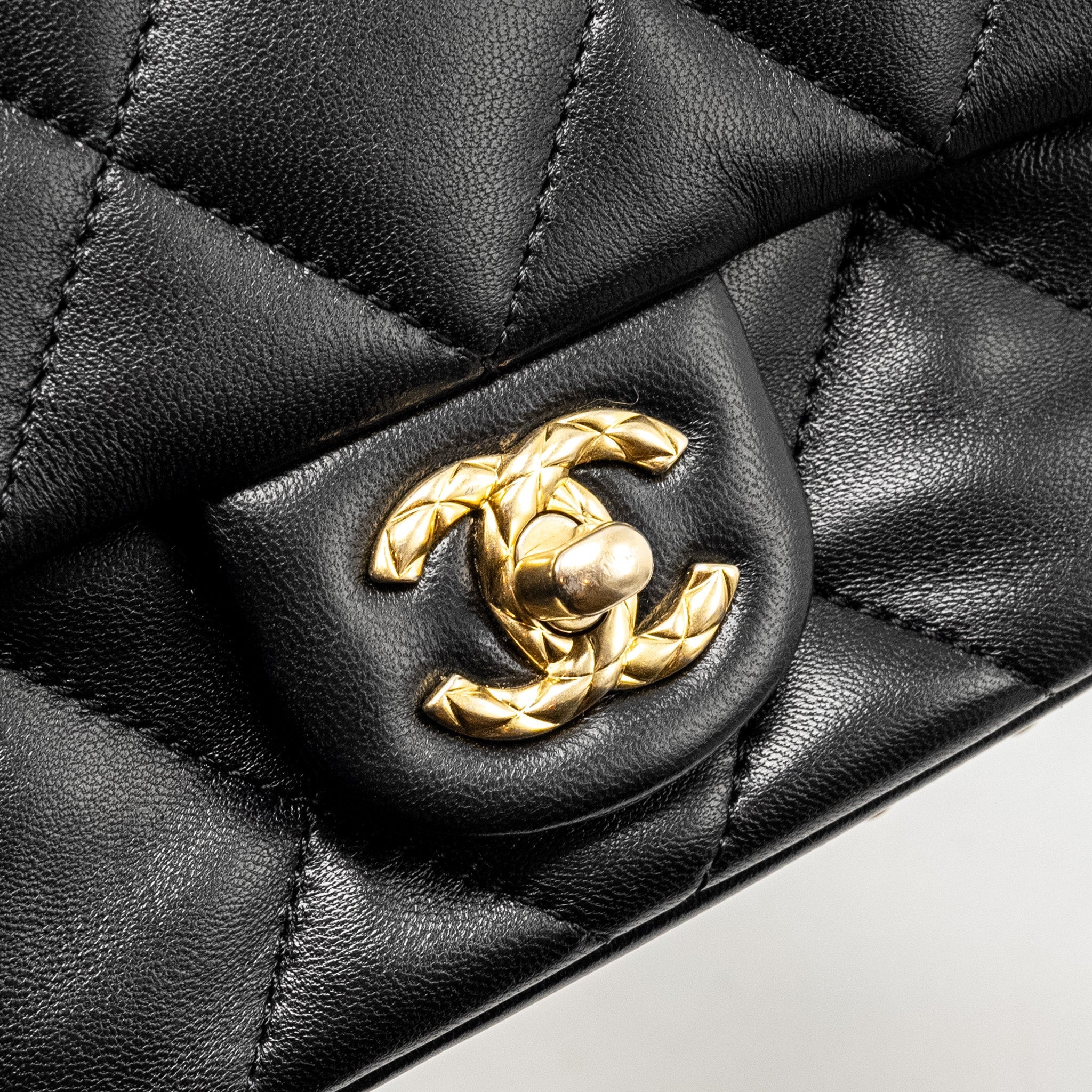 CHANEL MINI COCO CC LOGO QUILTED FLAP BAG LAMBSKIN BLACK GHW (MICROCHIP)