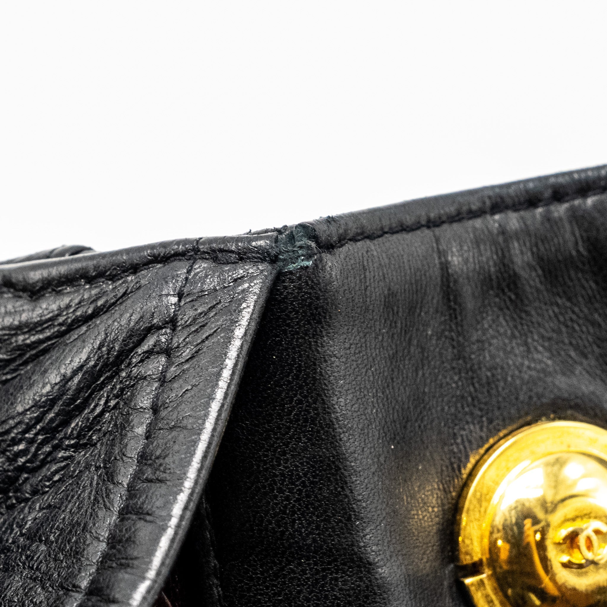 CHANEL VINTAGE CHEVRON FLAP BAG LAMBSKIN BLACK GHW