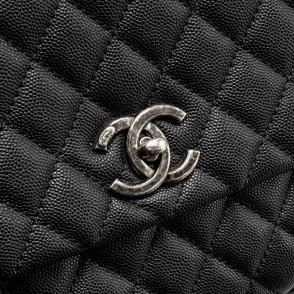 CHANEL MEDIUM COCO HANDLE CAVIAR / LIZARD HANDLE BLACK / BURGUNDY RUTHENIUM HARDWARE