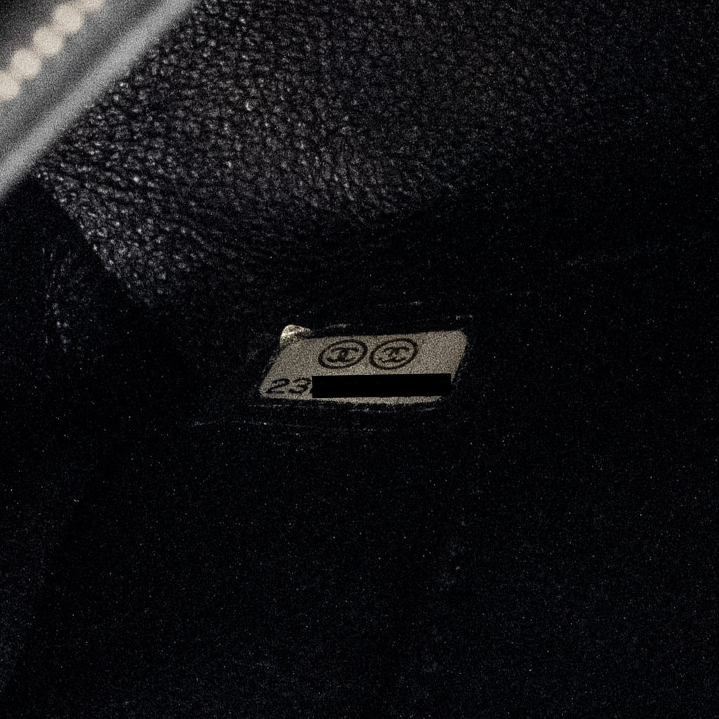 CHANEL MEDIUM COCO HANDLE CAVIAR / LIZARD HANDLE BLACK / BURGUNDY RUTHENIUM HARDWARE