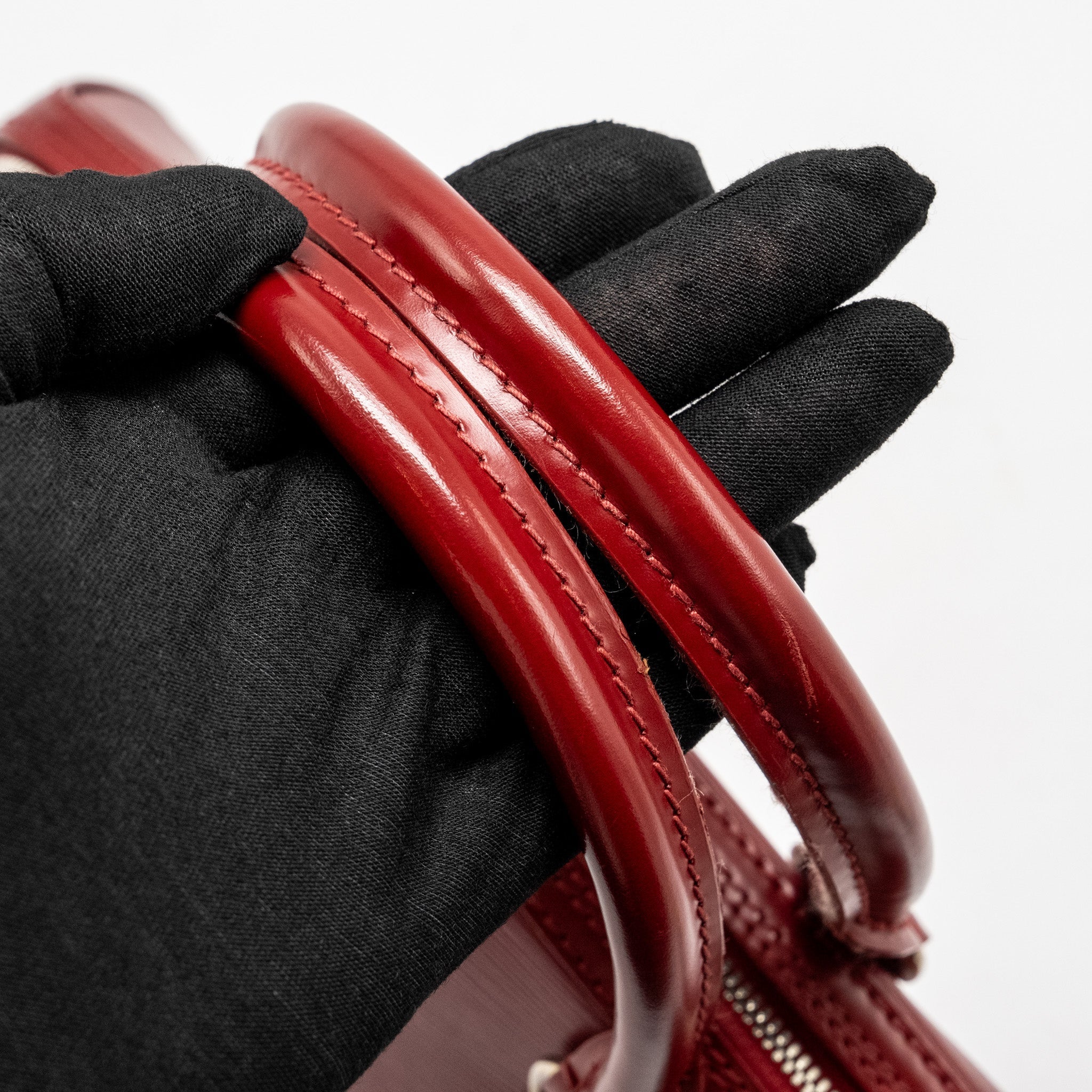 LOUIS VUITTON JASMINE BOSTON BAG EPI RED SHW