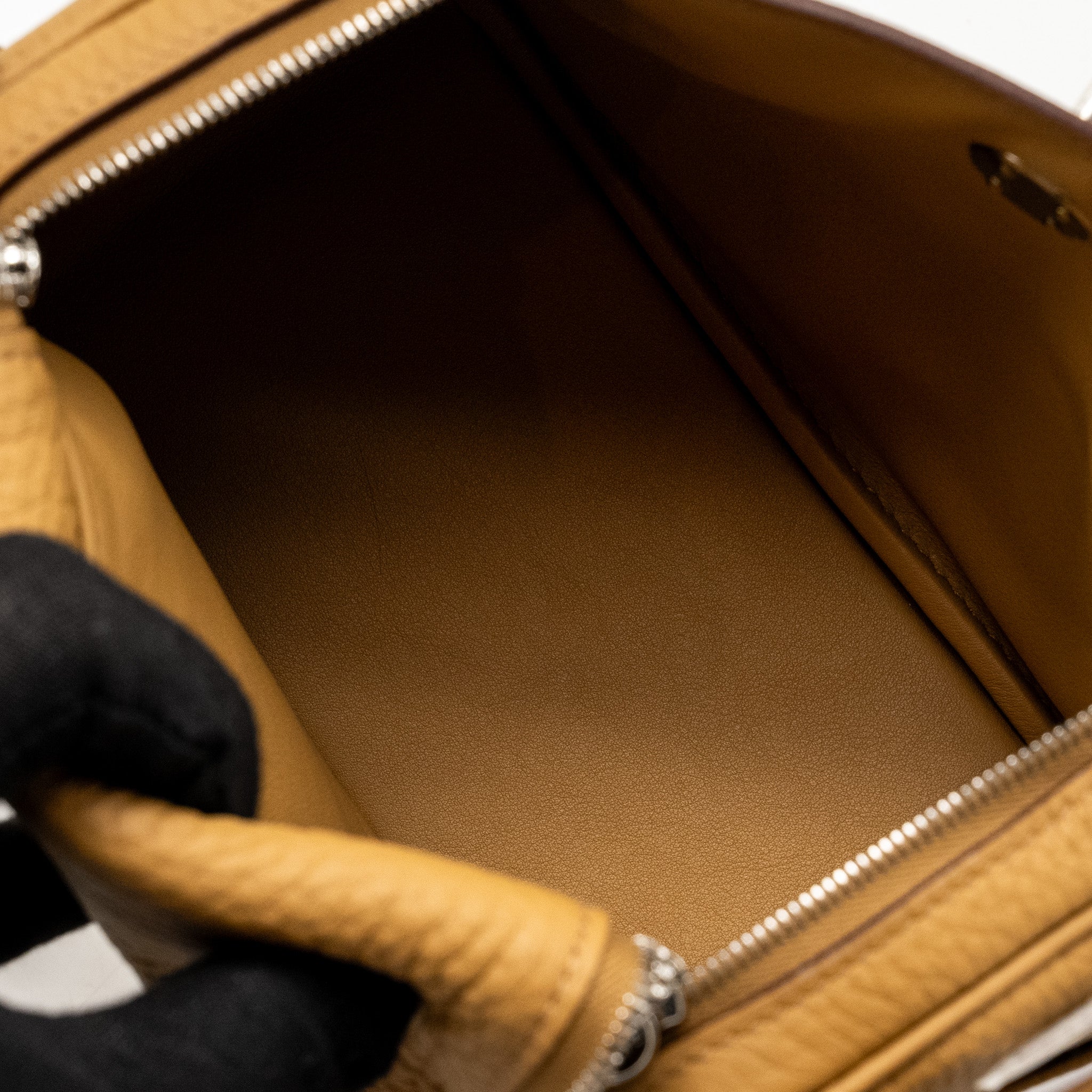 HERMES MINI LINDY CLEMENCE BISCUIT SHW