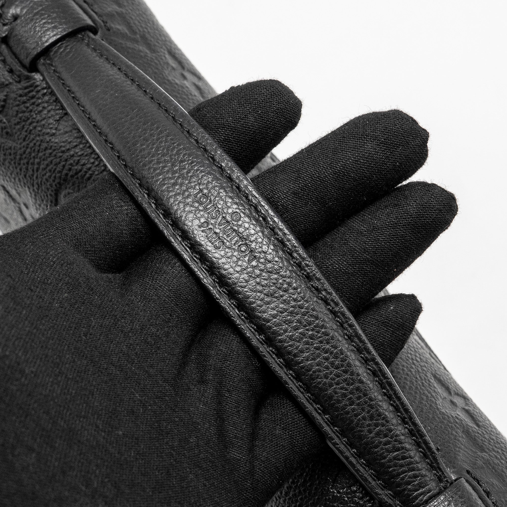 LOUIS VUITTON POCHETTE METIS MONOGRAM EMPREINTE BLACK GHW