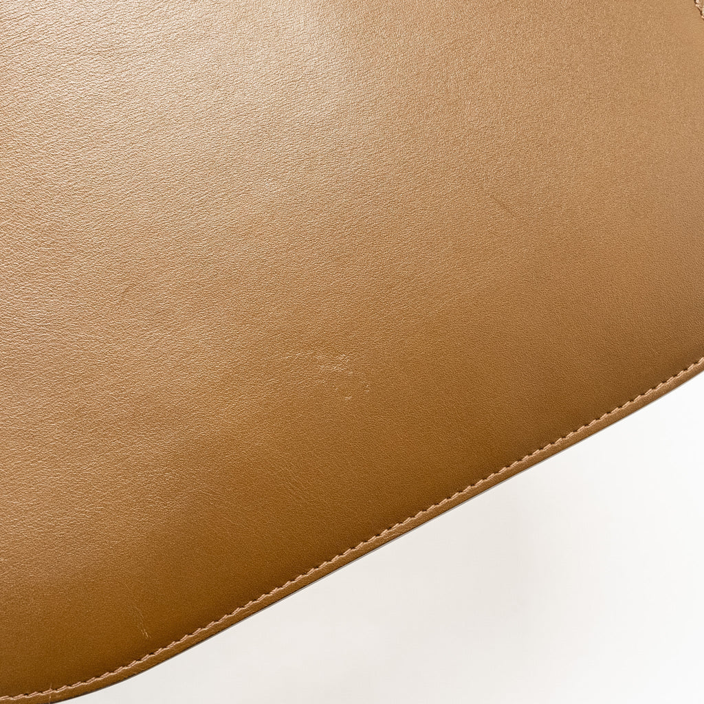 CELINE MEDIUM CLASSIC BOX BAG CALFSKIN CAMEL GHW