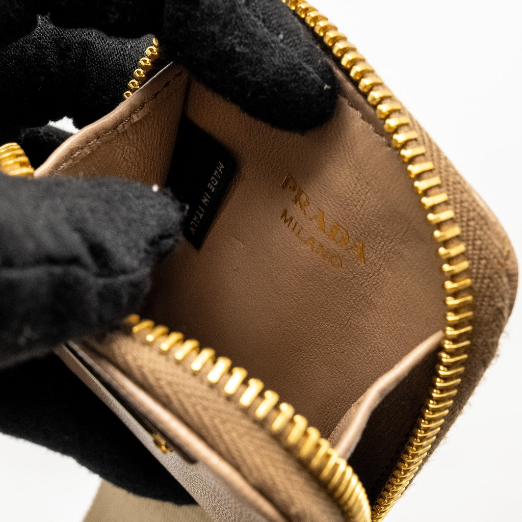 PRADA RE-EDITION 2005 SAFFIANO LEATHER CAMMEO GHW