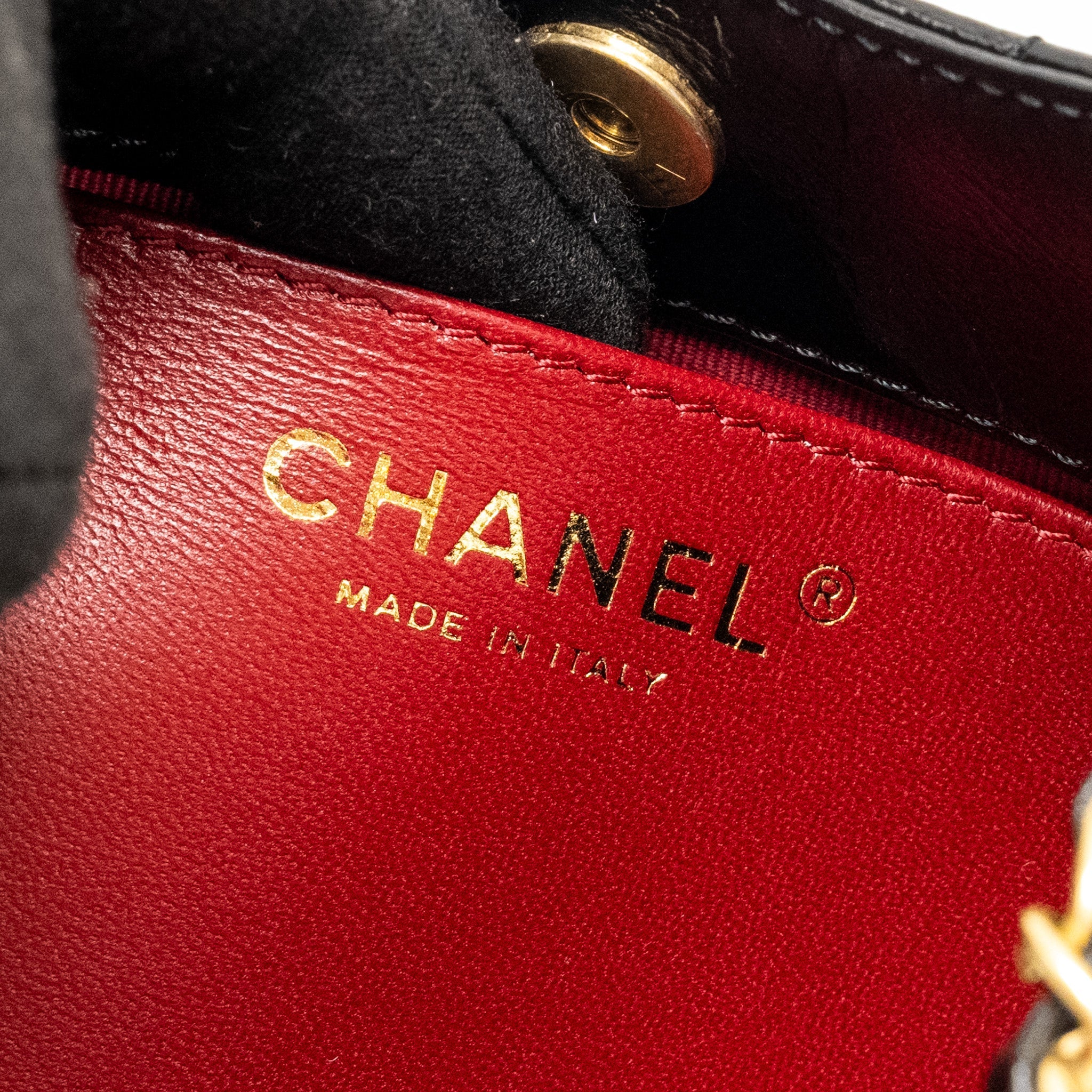 CHANEL 23C SMALL HOBO BAG SHINY CALFSKIN BLACK BRUSHED GHW(MICROCHIP)