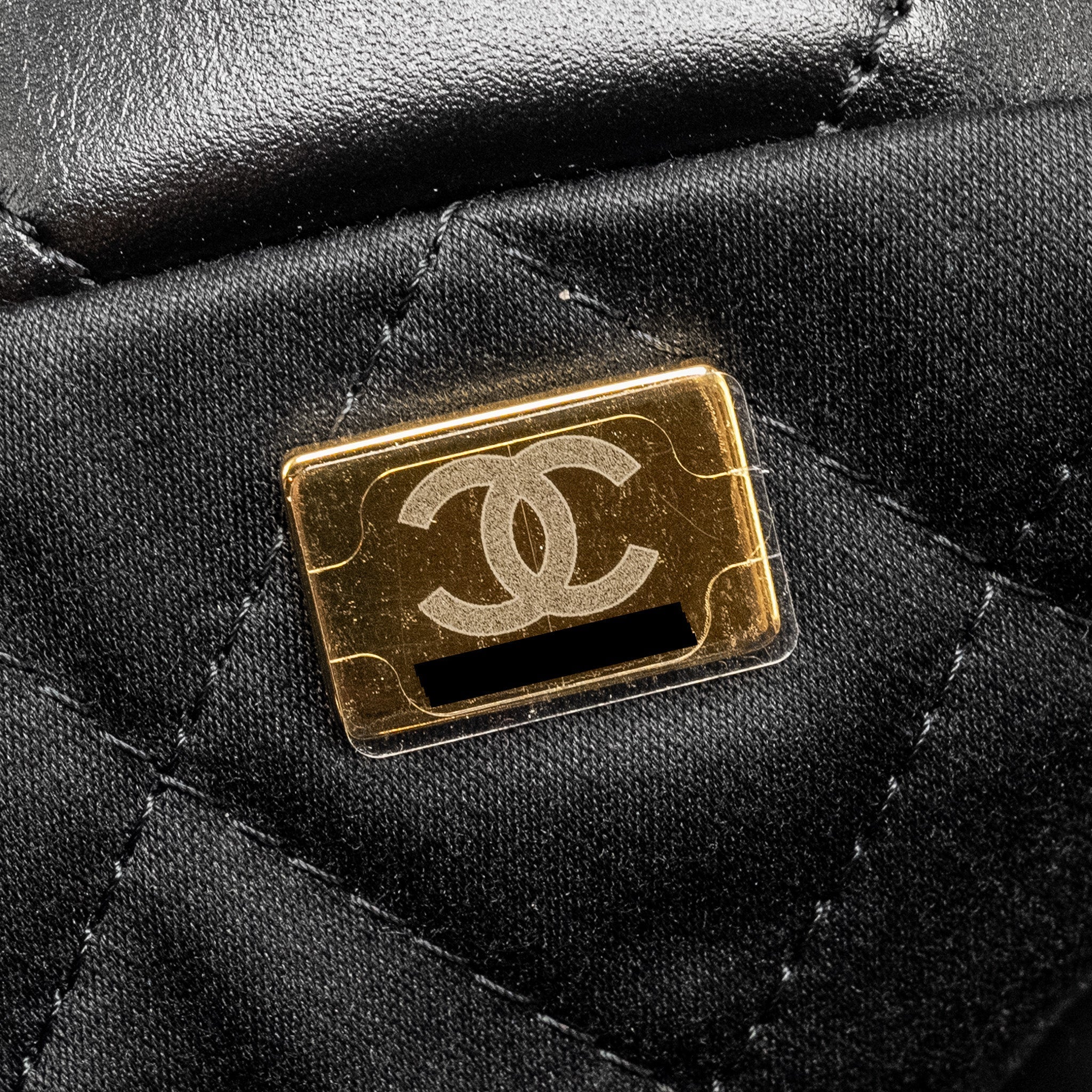 CHANEL SMALL 22 BAG SHINY CALFSKIN BLACK GHW (MICROCHIP)