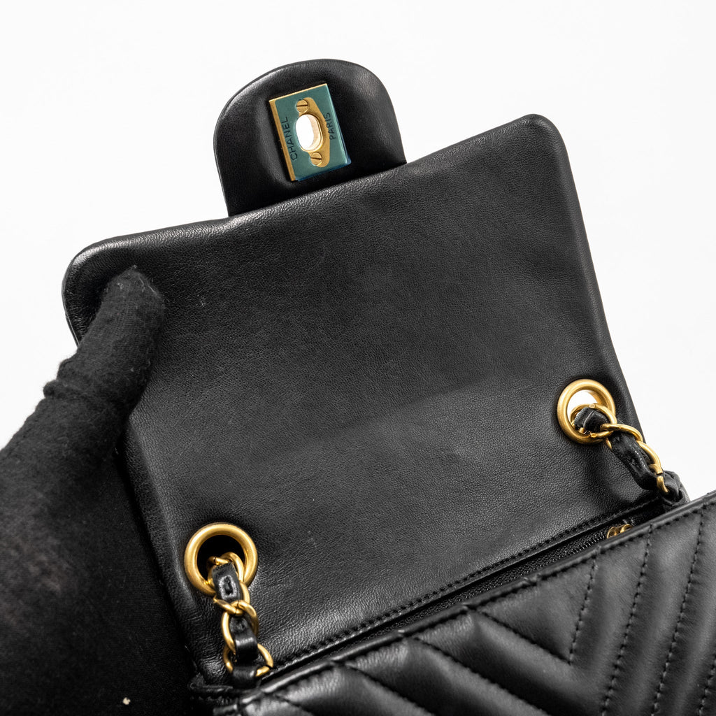 CHANEL MINI SQUARE CHEVRON FLAP BAG LAMBSKIN BLACK GHW