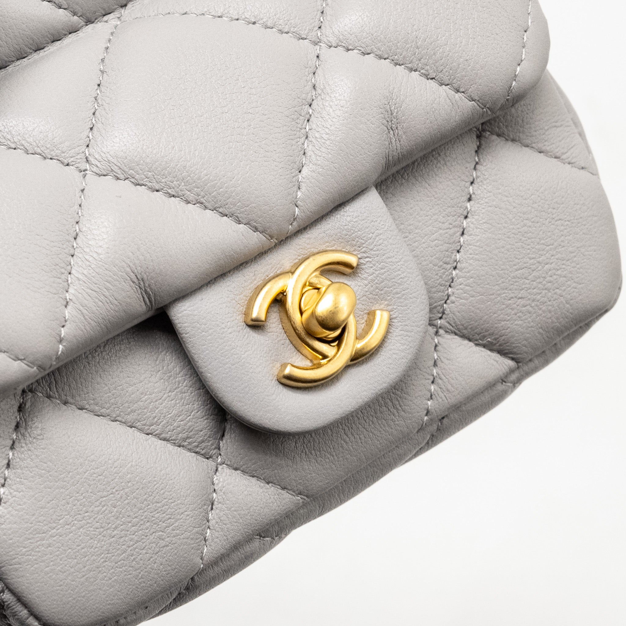 CHANEL MINI QUILTED FLAP CARD HOLDER WITH CHAIN LAMBSKIN GREY GHW