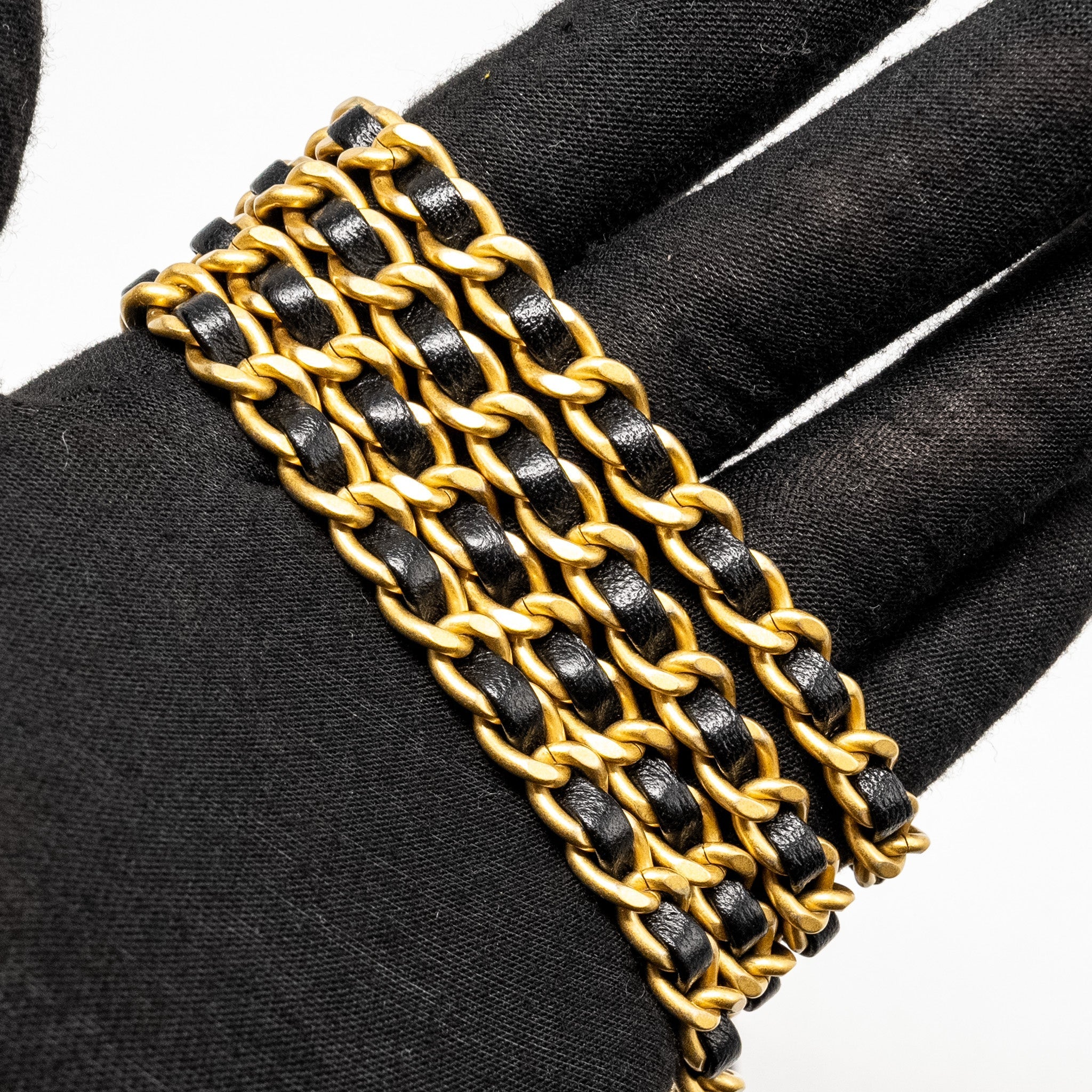 CHANEL LETTER LOGO TOP HANDLE WALLET ON CHAIN LAMBSKIN BLACK GHW (MICROCHIP)