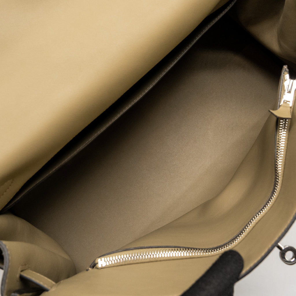 HERMES MAXI KELLY 42 GRIZZLY/SWIFT GRIS CAILLOU / BEIGE MARFA SHW