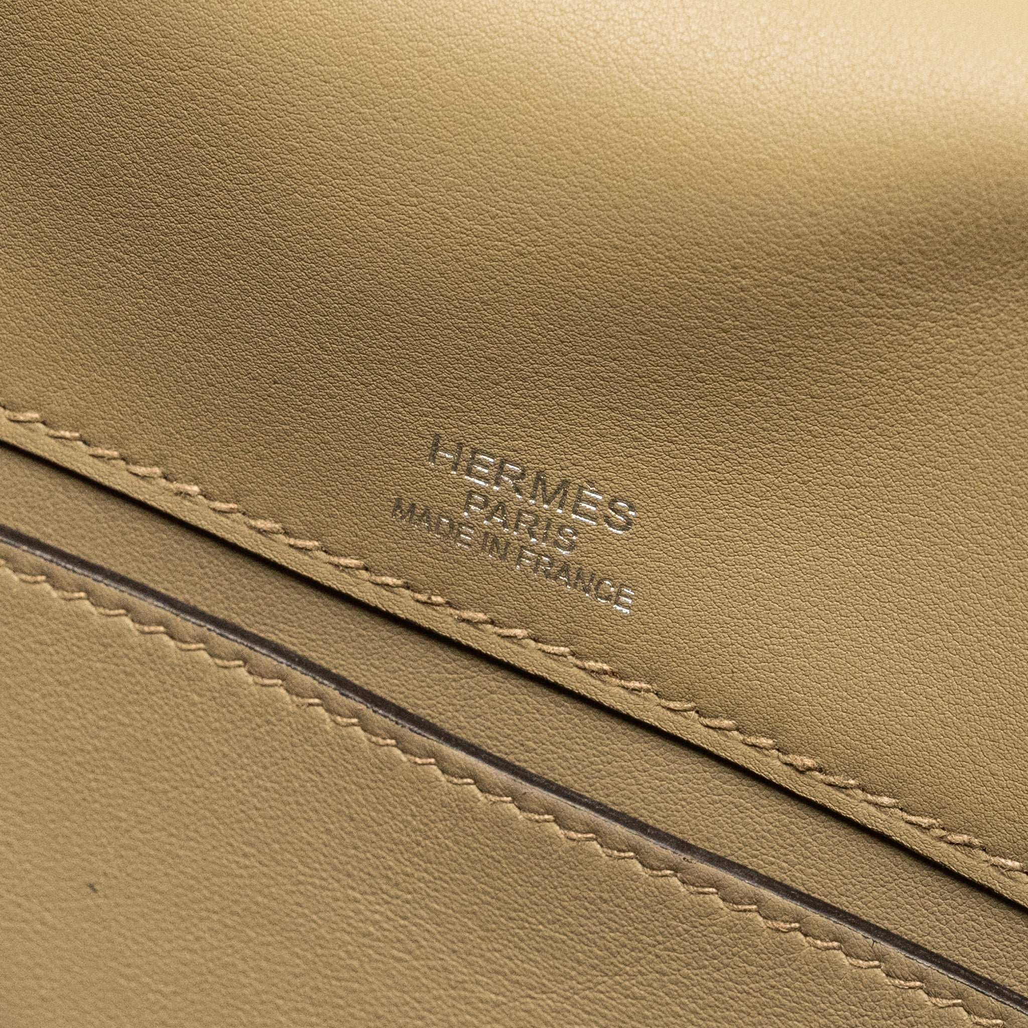 HERMES MAXI KELLY 42 GRIZZLY/SWIFT GRIS CAILLOU / BEIGE MARFA SHW