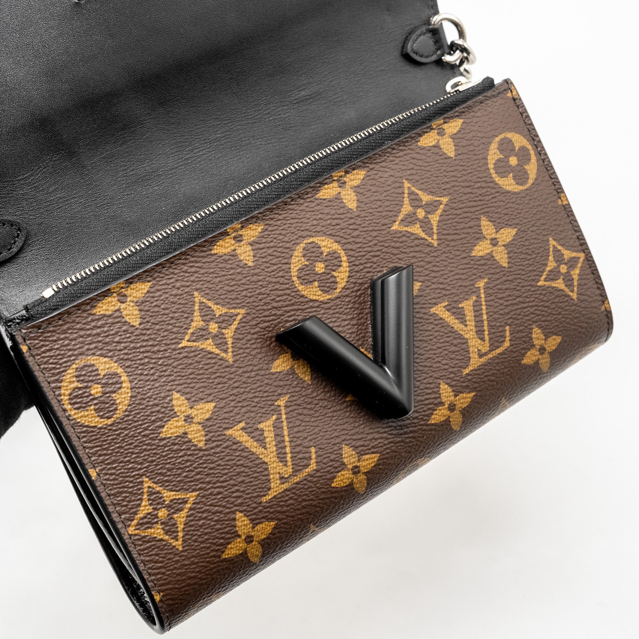LOUIS VUITTON WILD AT HEART TWIST WALLET ON CHAIN CALFSKIN/MONOGRAM CANVAS MULTICOLOLUR BLACK/SLIVER HARDWARE